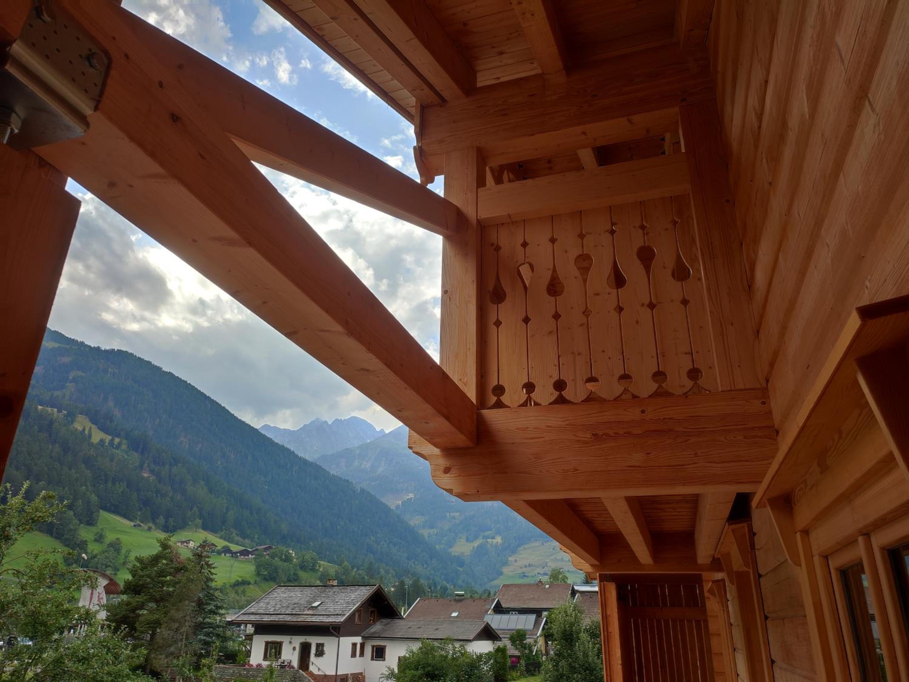 Schlosswirt Chalets & Apartments