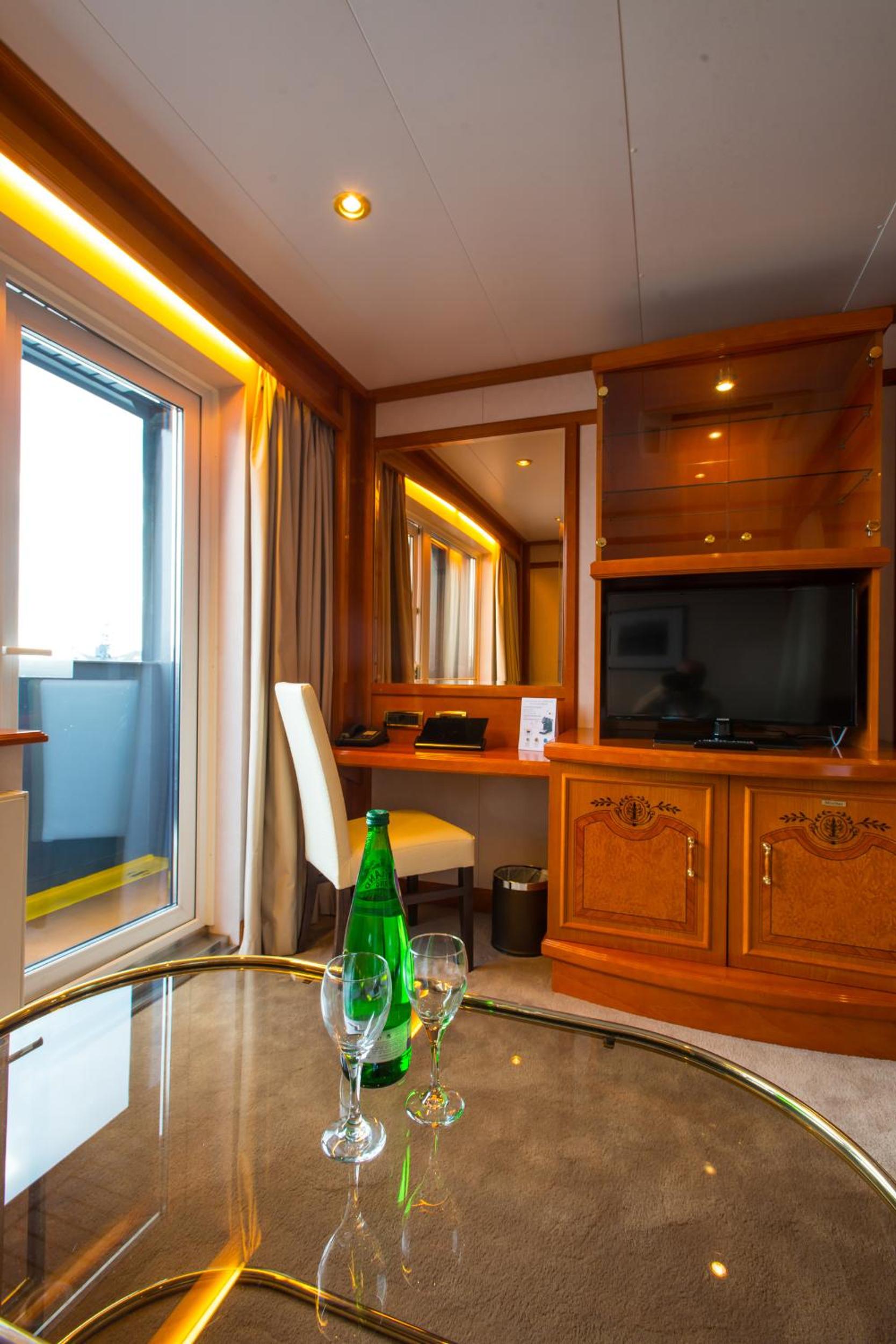 Sunborn London 37