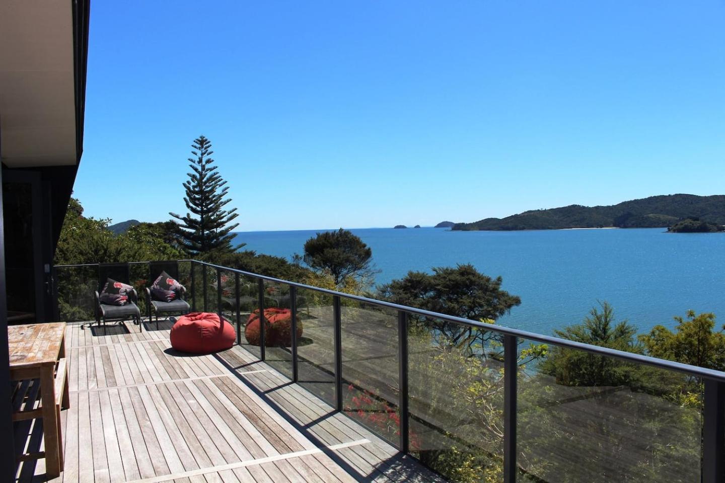 Poppy Apartment view 2