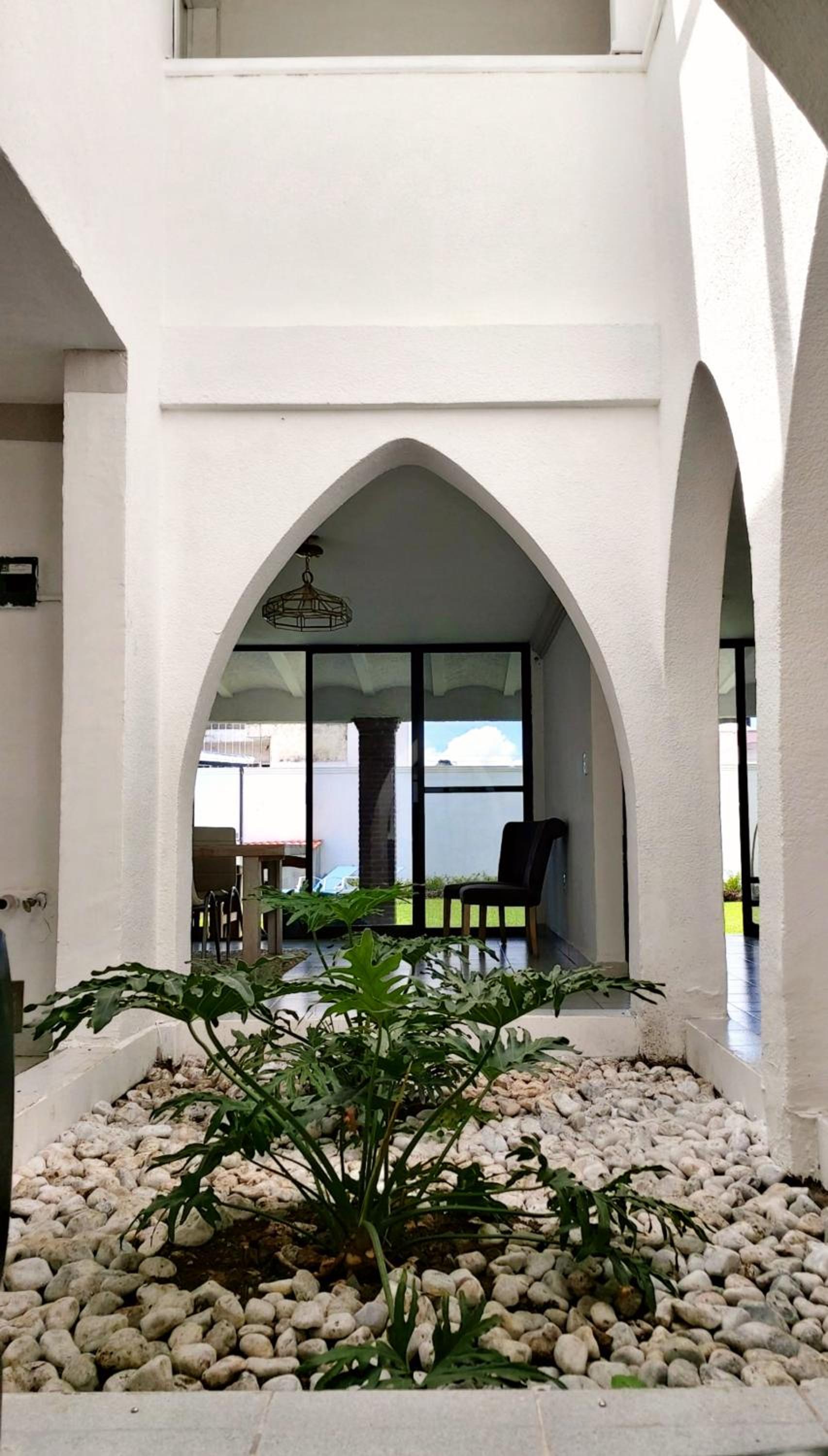 Casa Luna con alberca para 26 personas Cuernavaca view 4