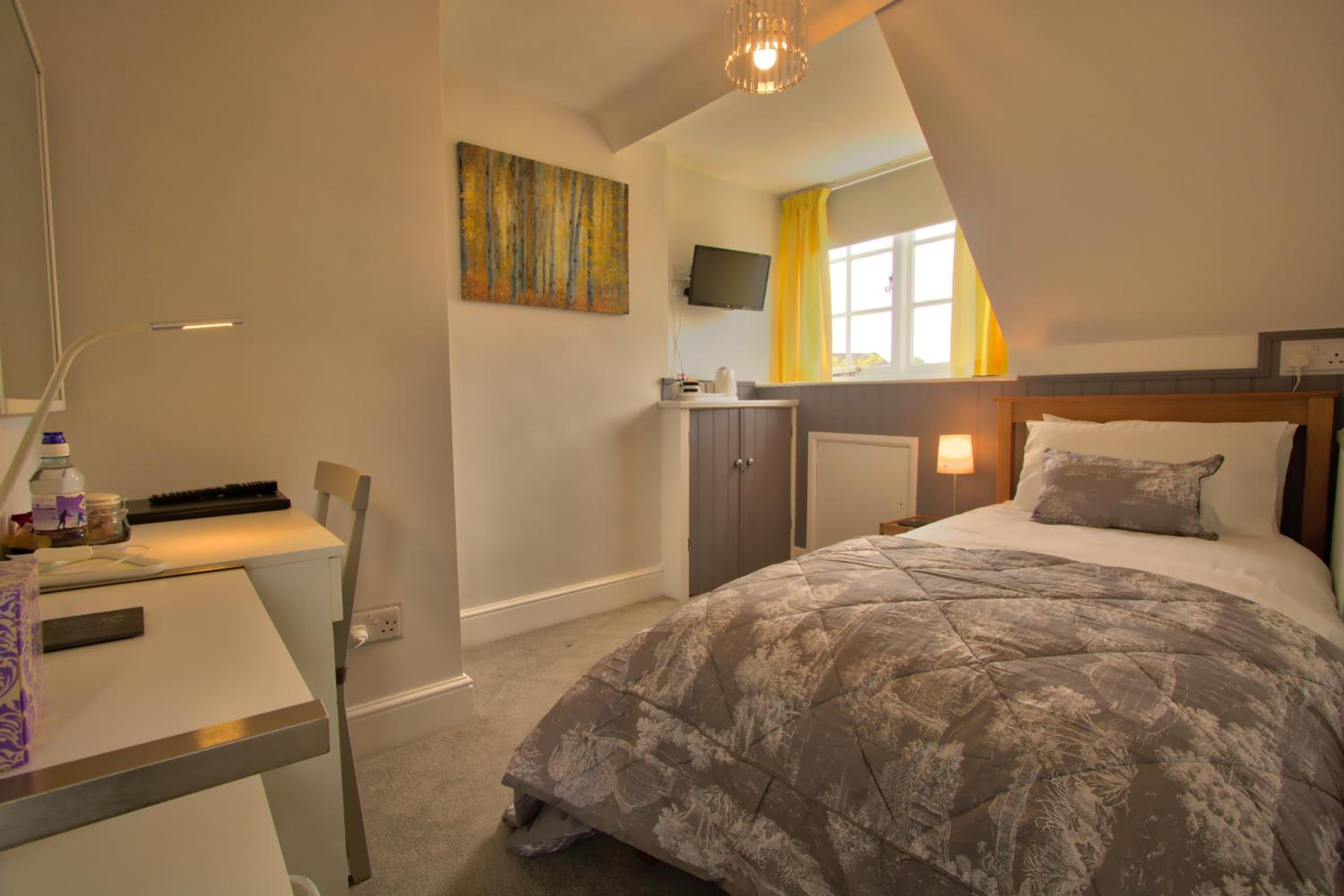 Romsey Vacations - The Palmerston Rooms - Property Image 1