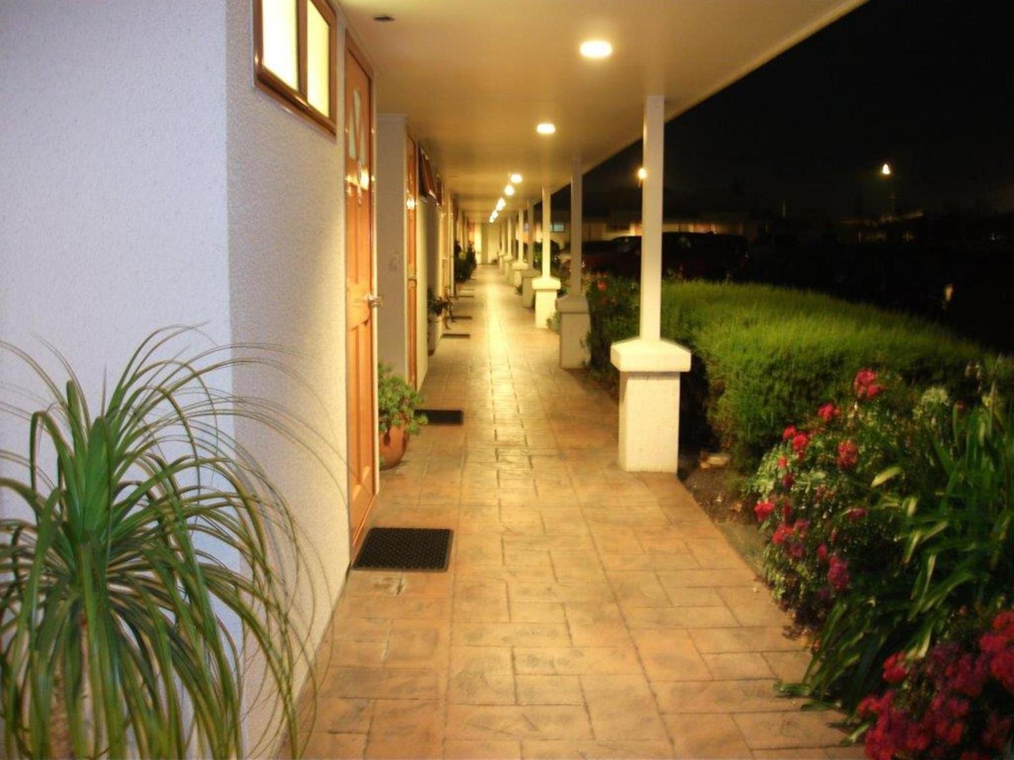 Valdez Motor Lodge