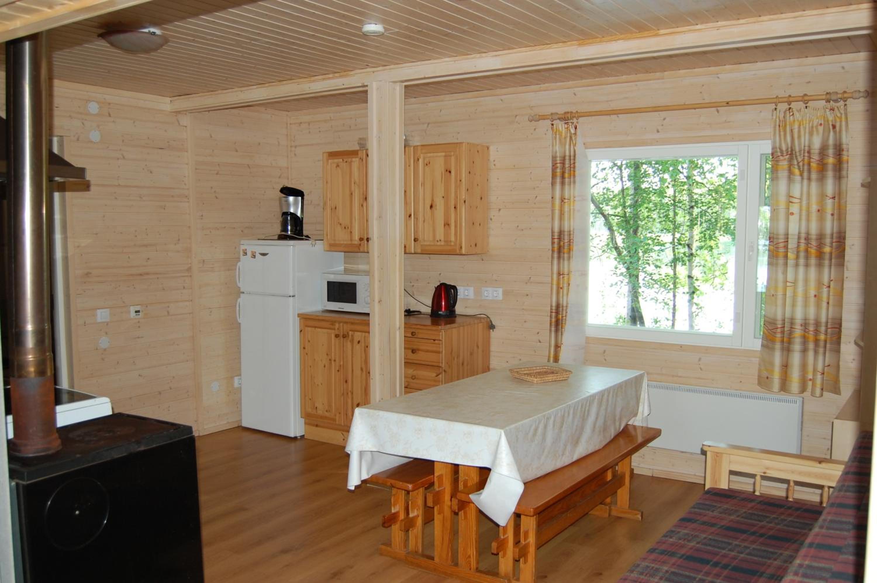 Lomasaaret Cottages
