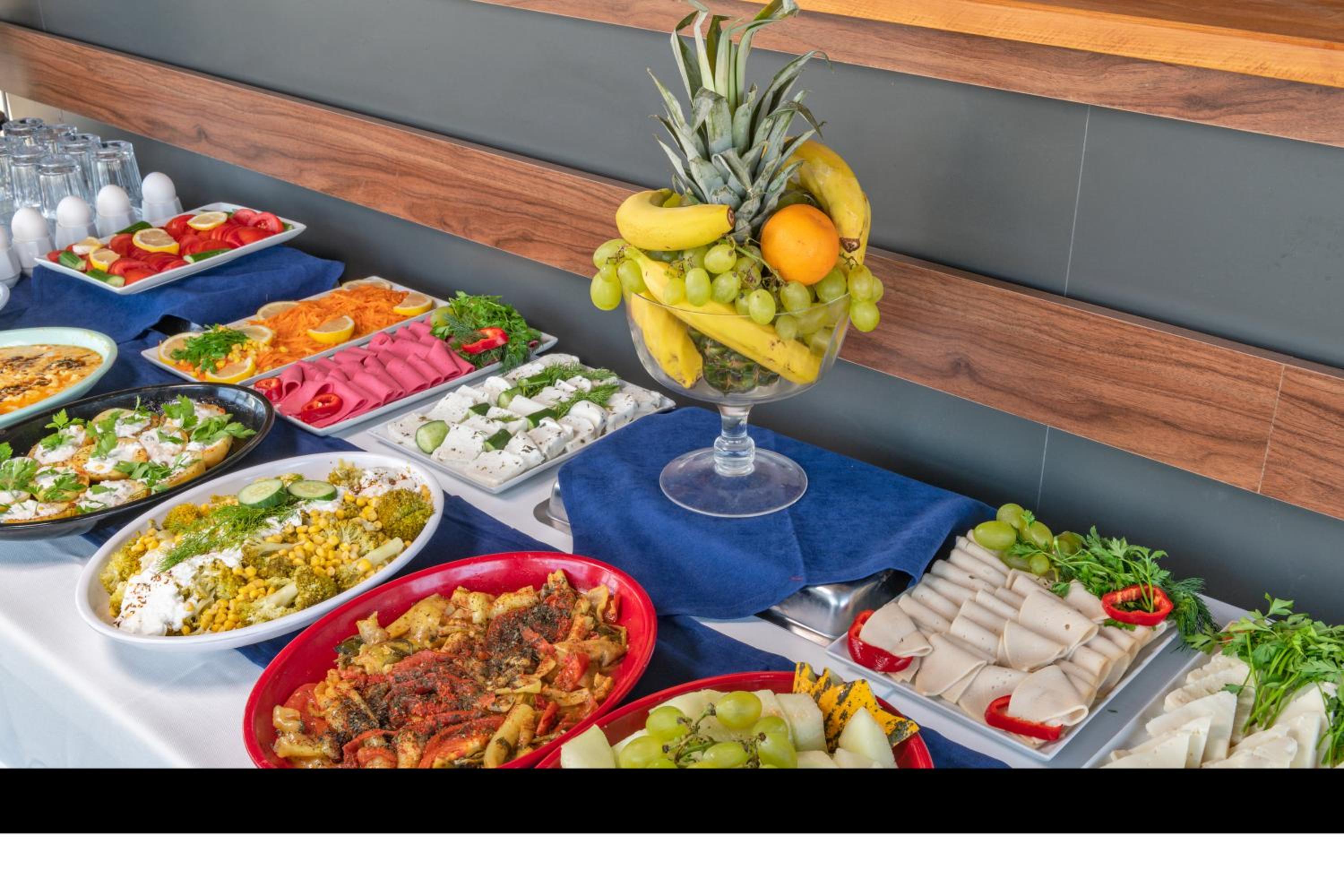 Aristocrat Hotel - Image 73