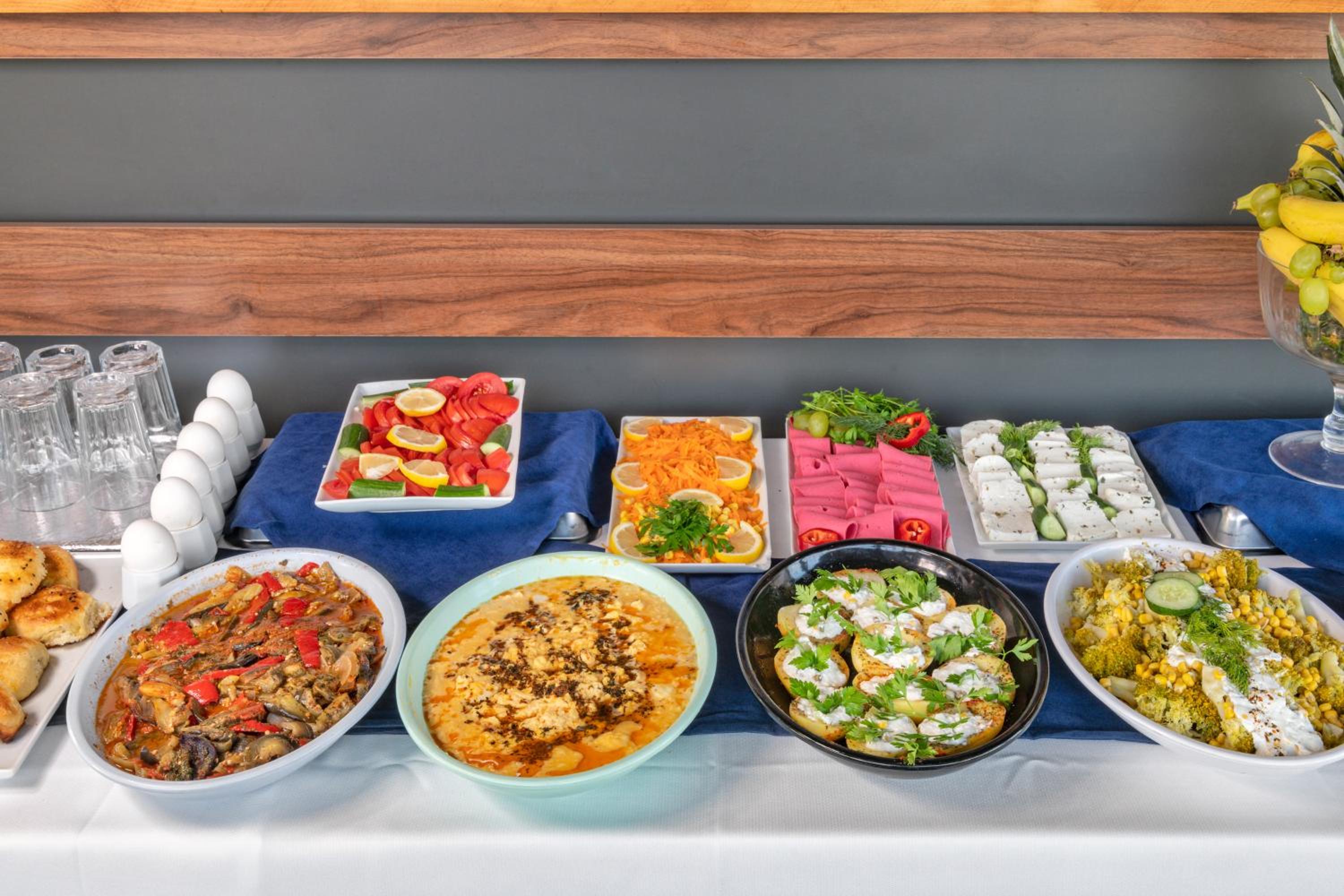 Aristocrat Hotel - Image 70