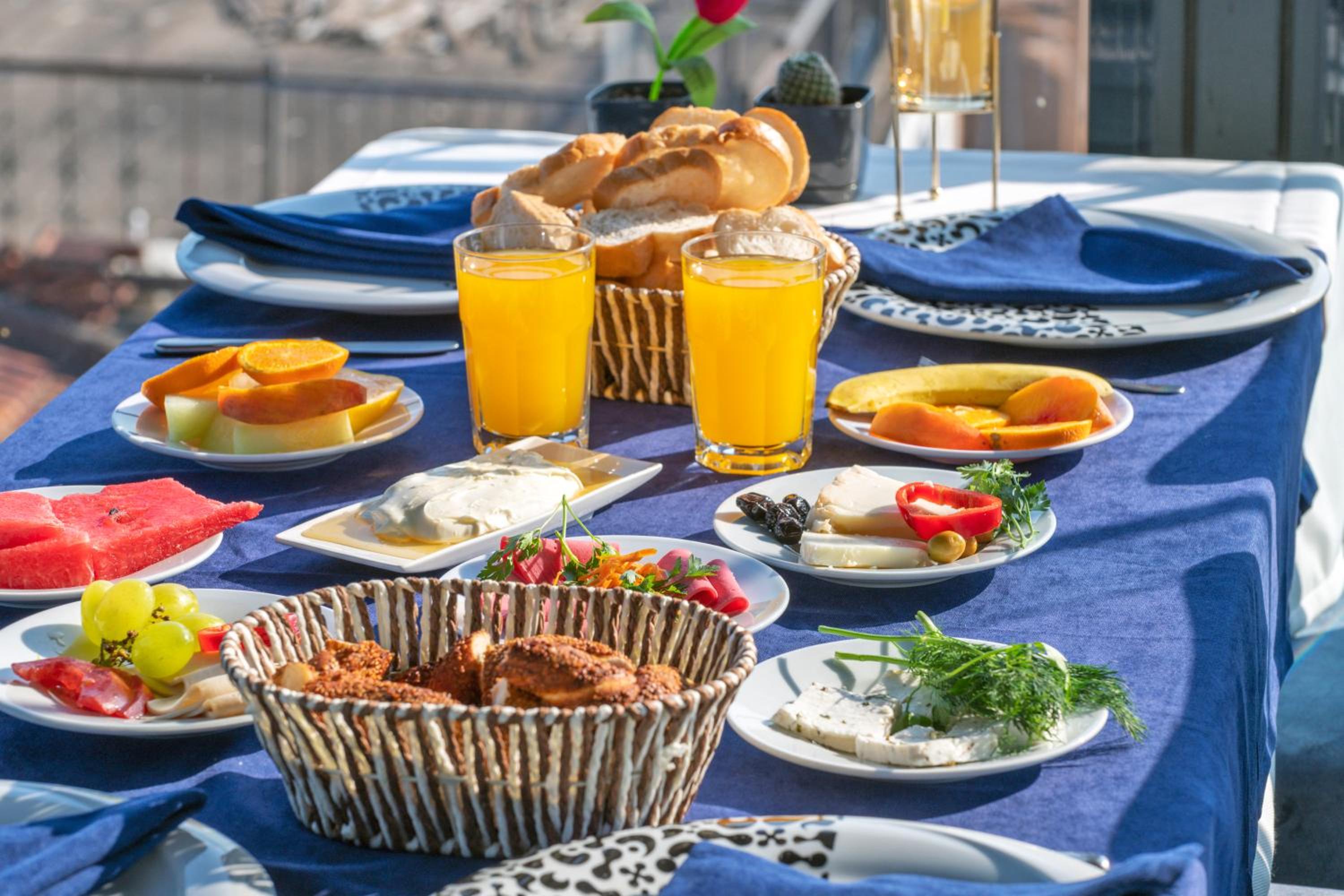 Aristocrat Hotel - Image 92