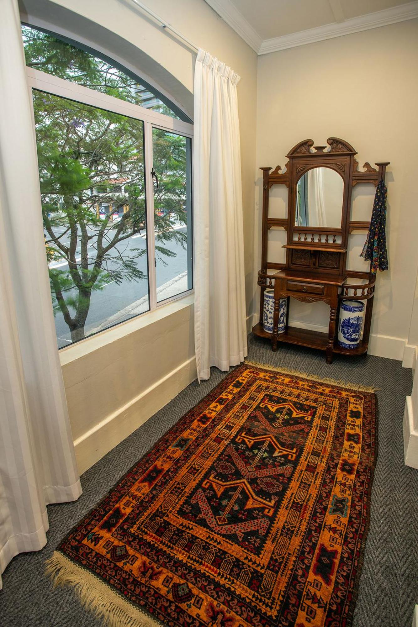 Harcourt Lodge