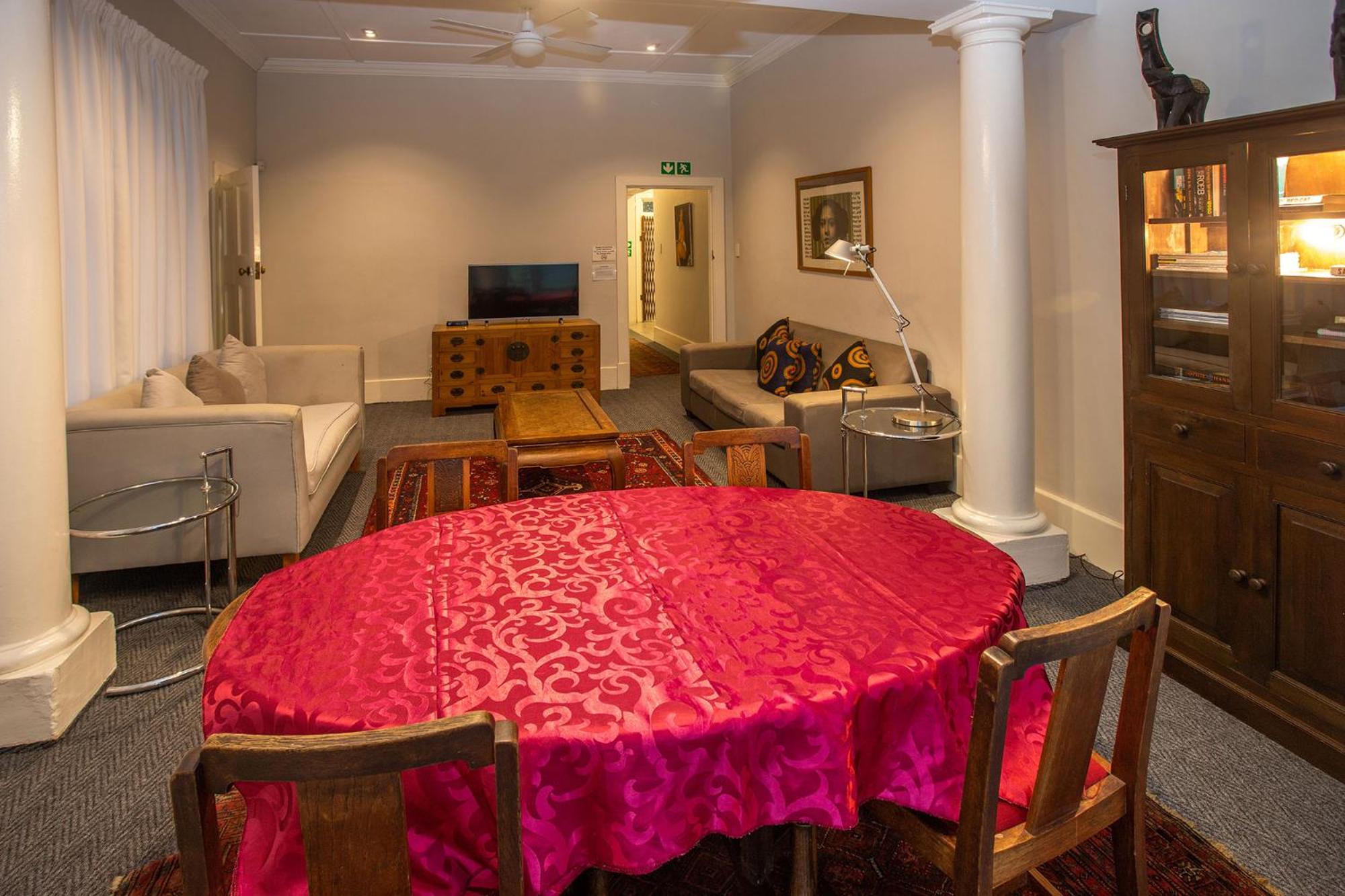 Harcourt Lodge