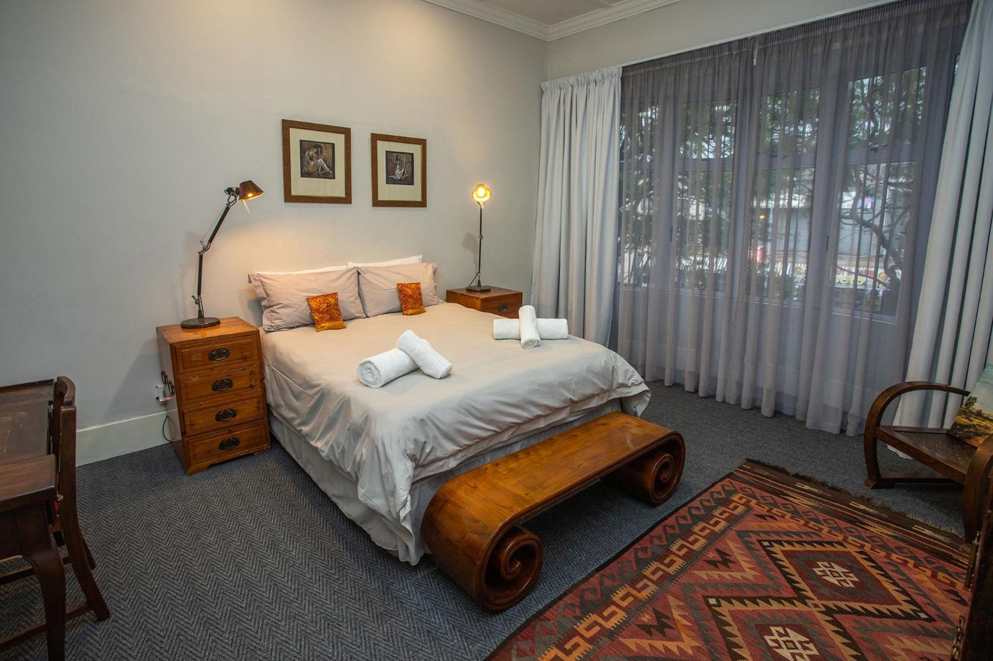 Harcourt Lodge