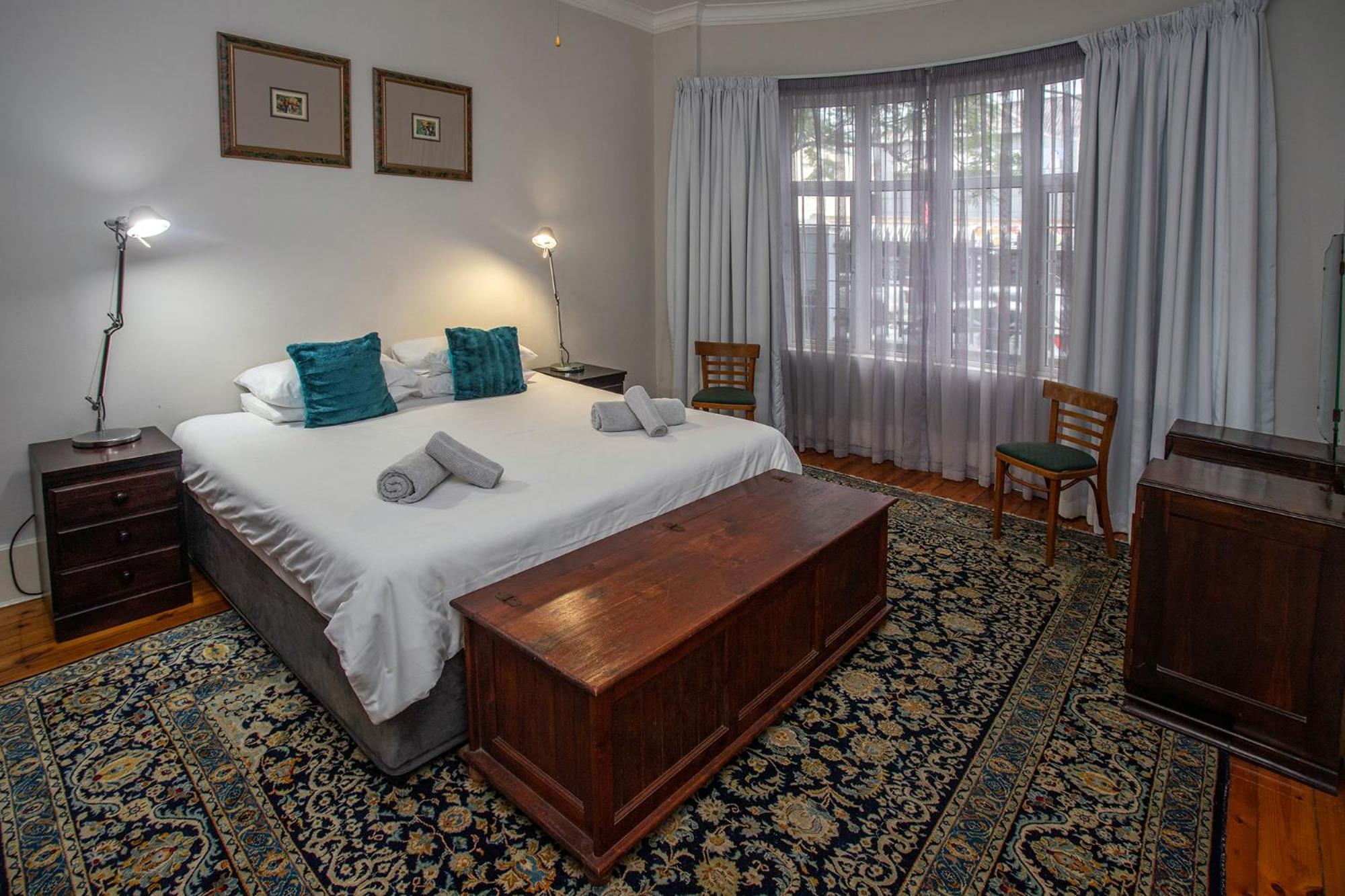 Harcourt Lodge