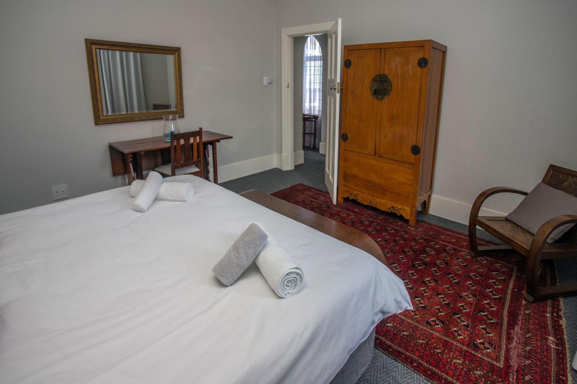 Harcourt Lodge