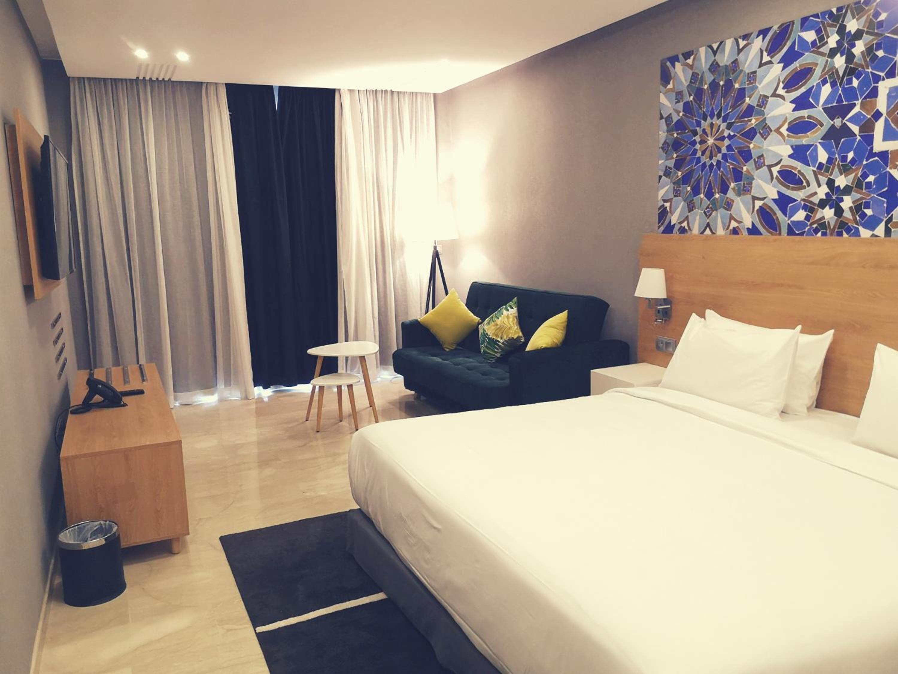 Mid Town Hotel Casablanca photo 2