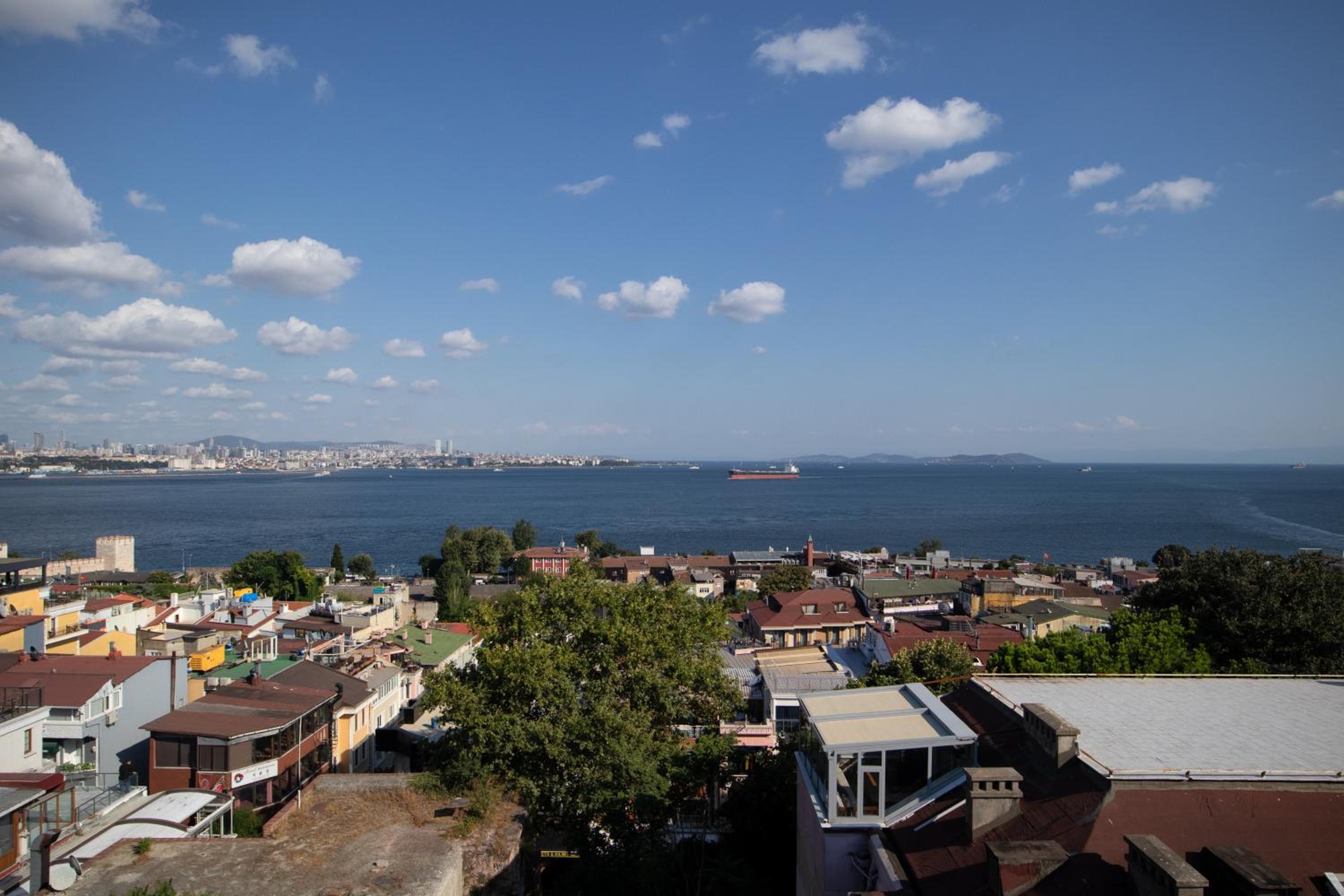 Aristocrat Hotel - Image 100