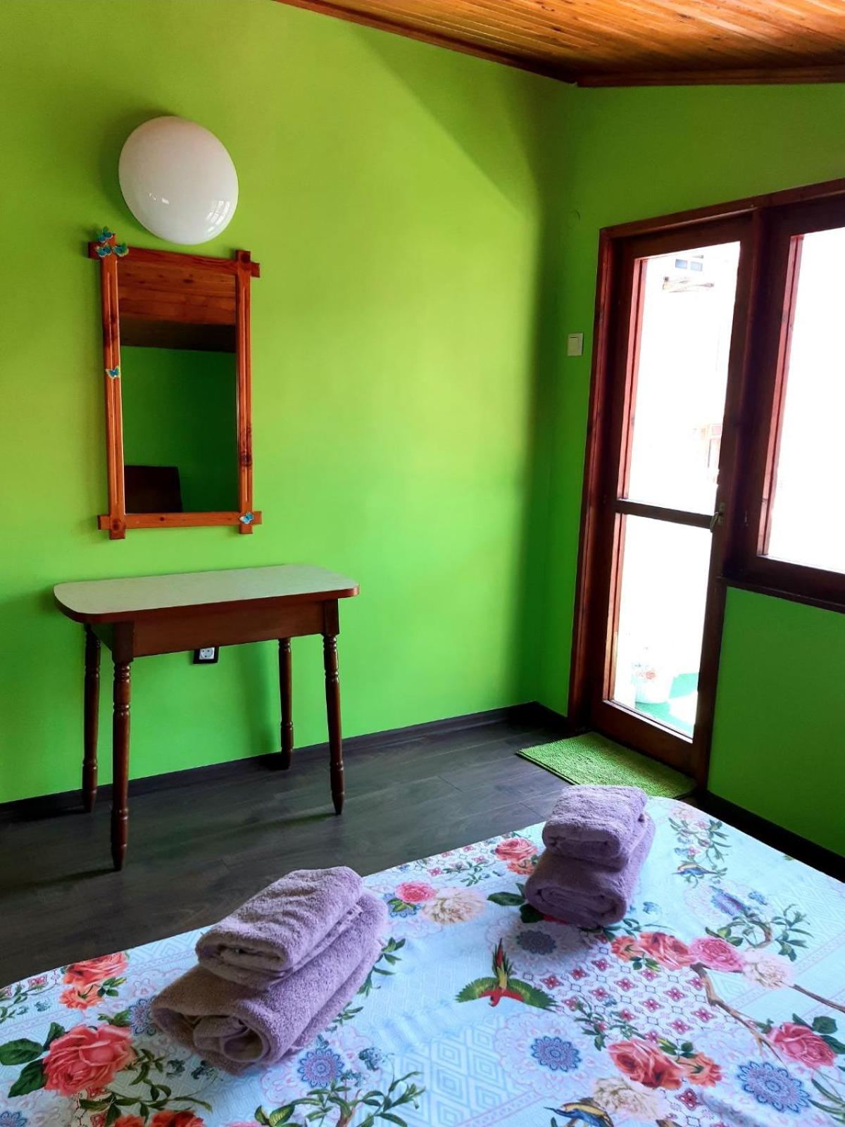 Top floor apartment in the Center of Pomorie