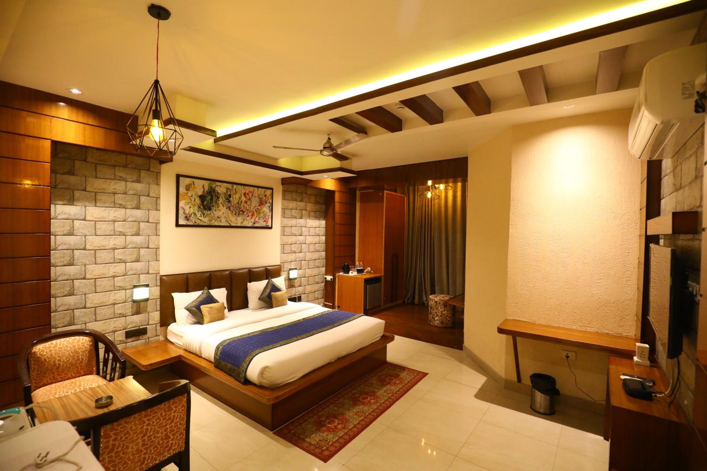 Hotel Grand Kailash,Kotdwara view 5