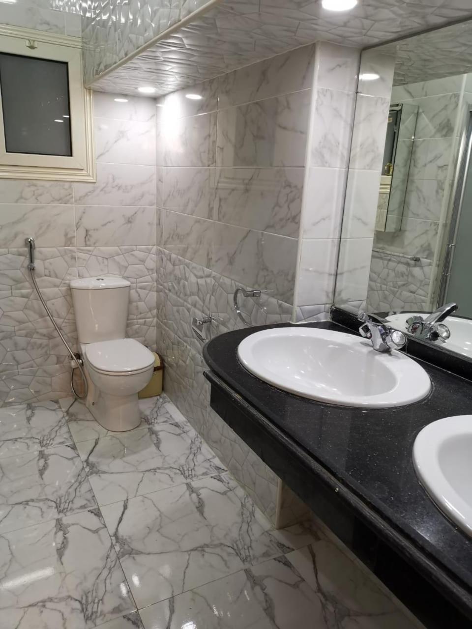 Luxury Duplex penthouse with Full Great Nile view, entire apartment