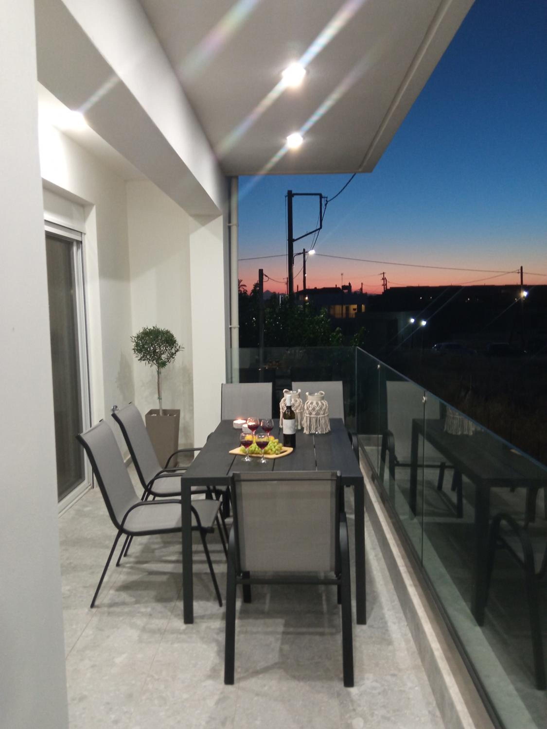Seaside luxury apartment view 5