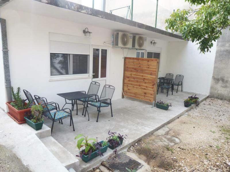 STUDIO APARTMENTS BASKAH2O view 2
