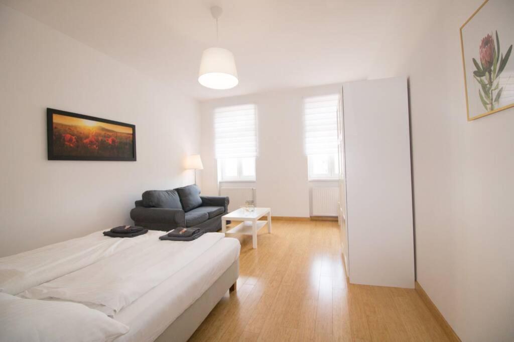 Central Premium Apartment LF