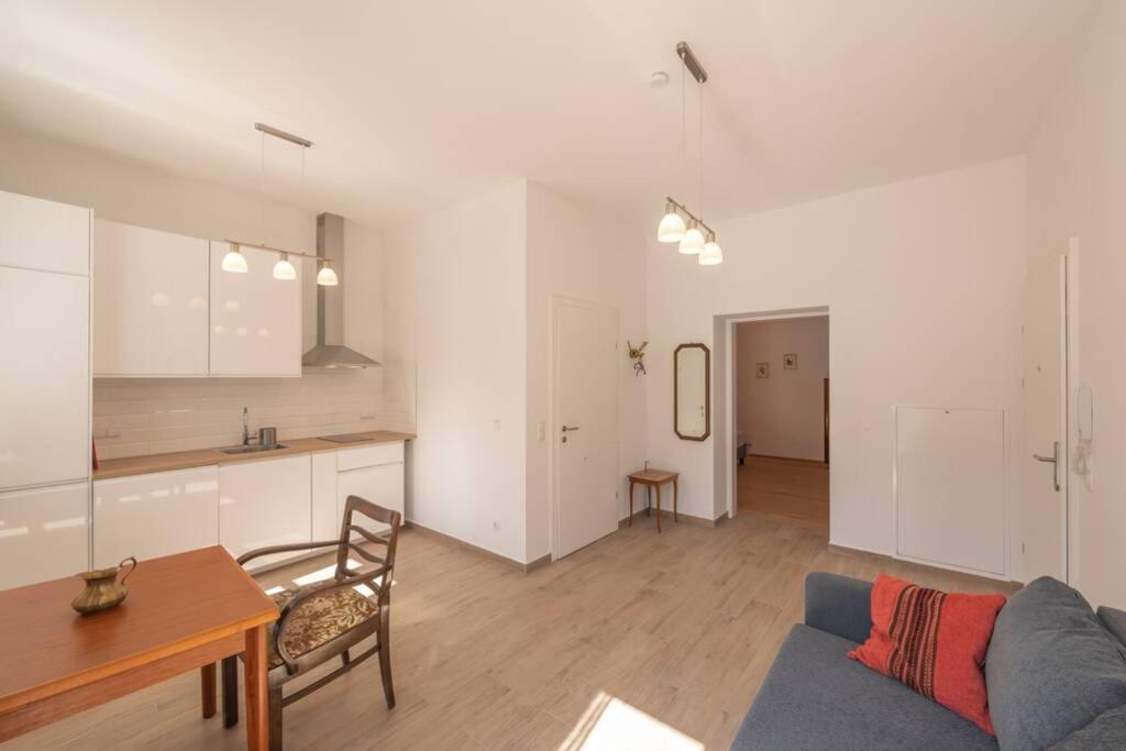 Villa Musik - apartments in historical Villa , Baden