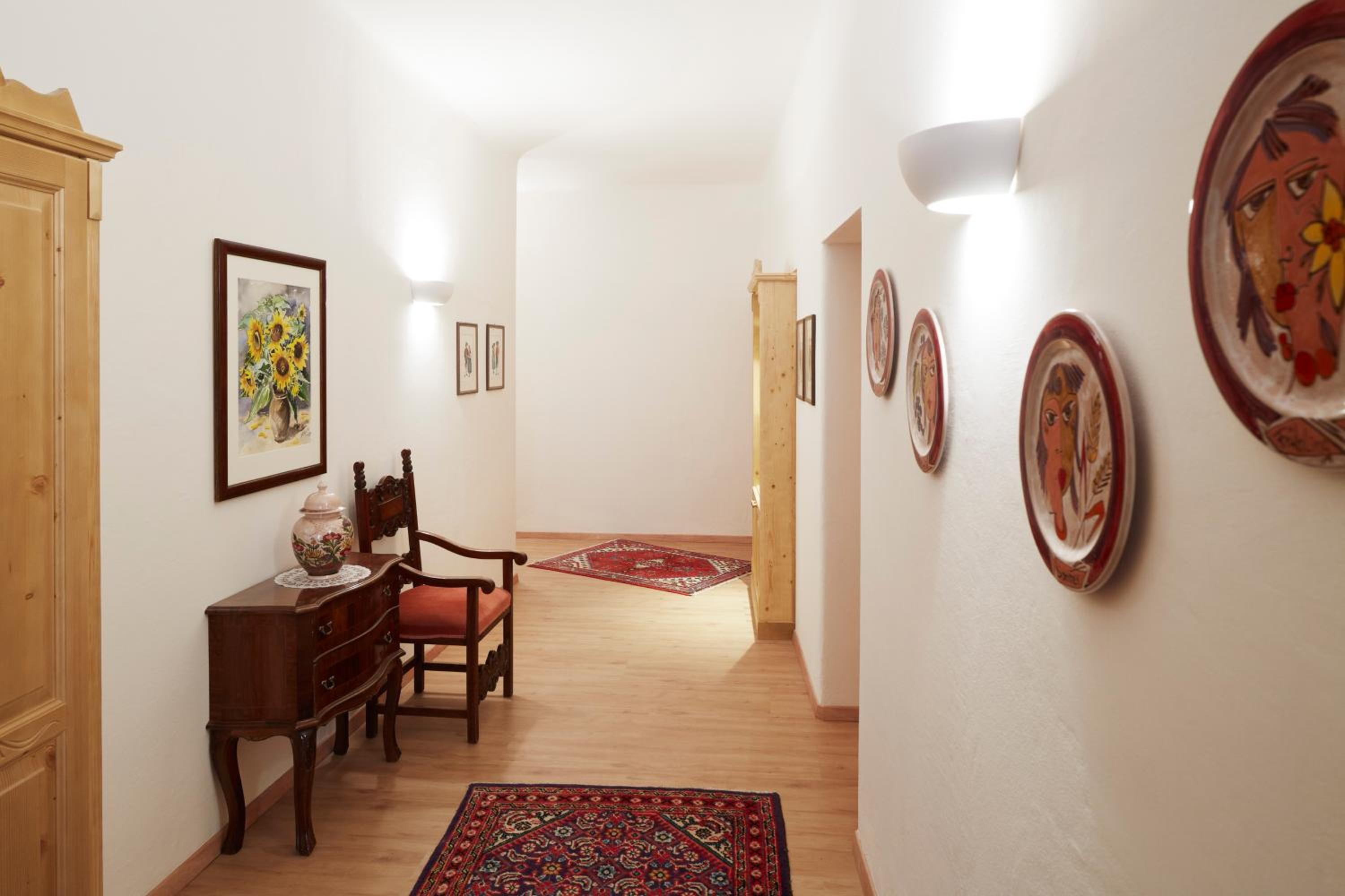 Kreuzwegerhof Nals - Historic Nature Stay with Pool near Meran & Bozen