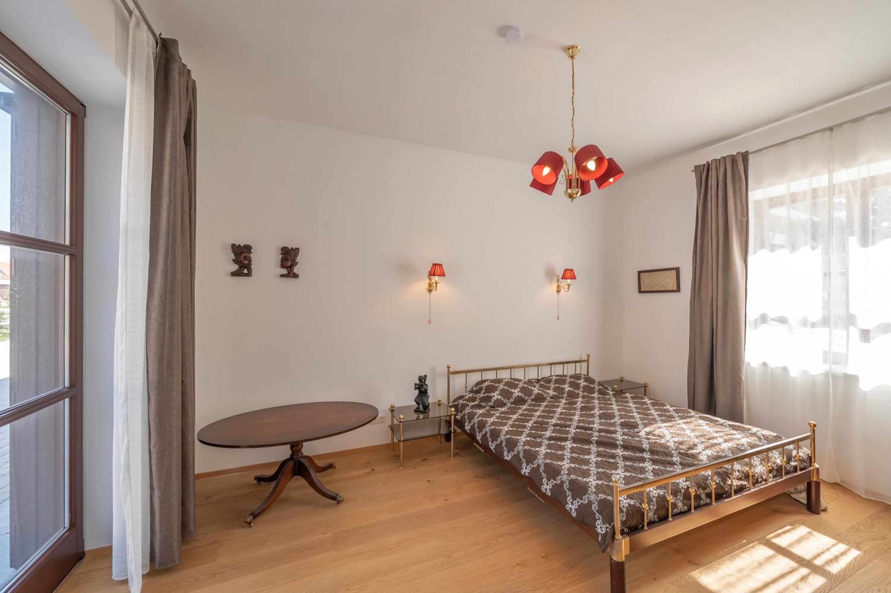 Villa Musik - apartments in historical Villa , Baden