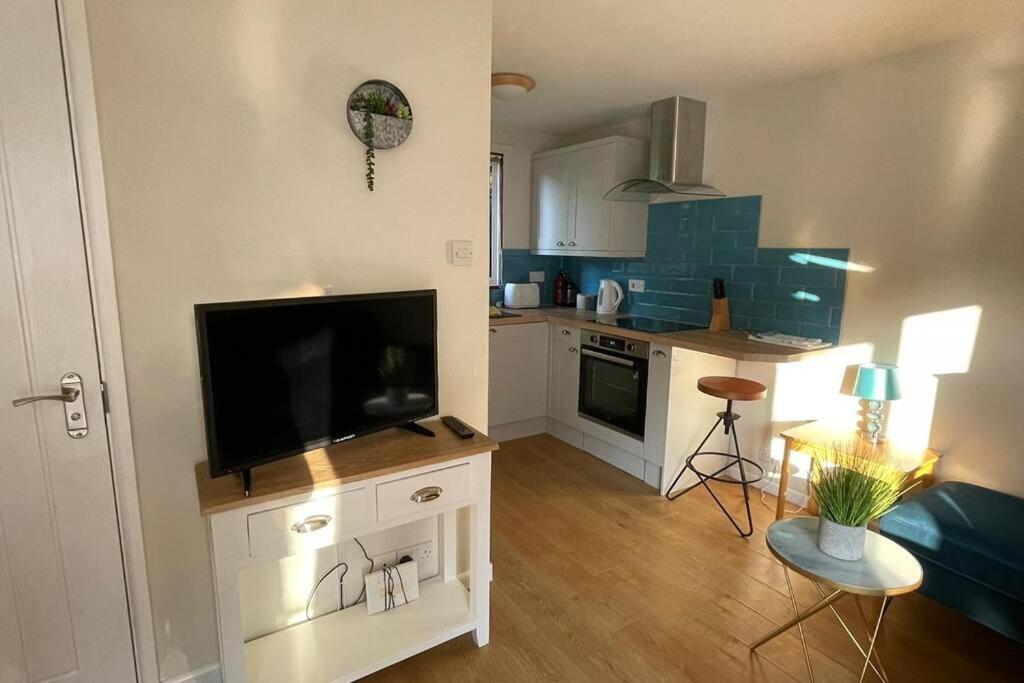 37 Strawberry Hill, Hayle view 5