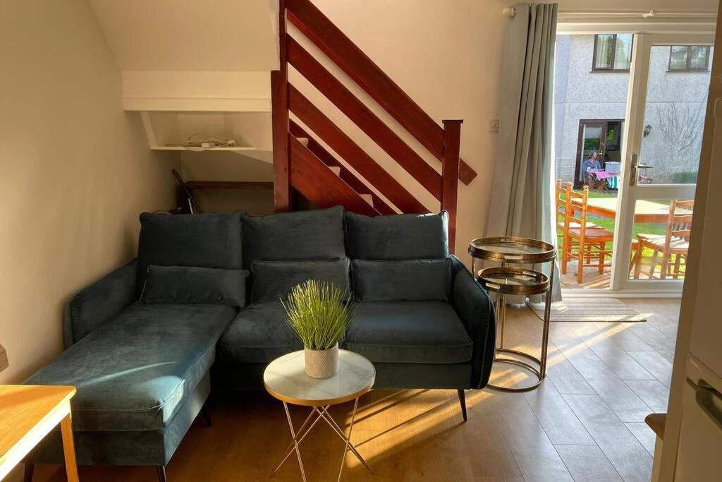 37 Strawberry Hill, Hayle view 2