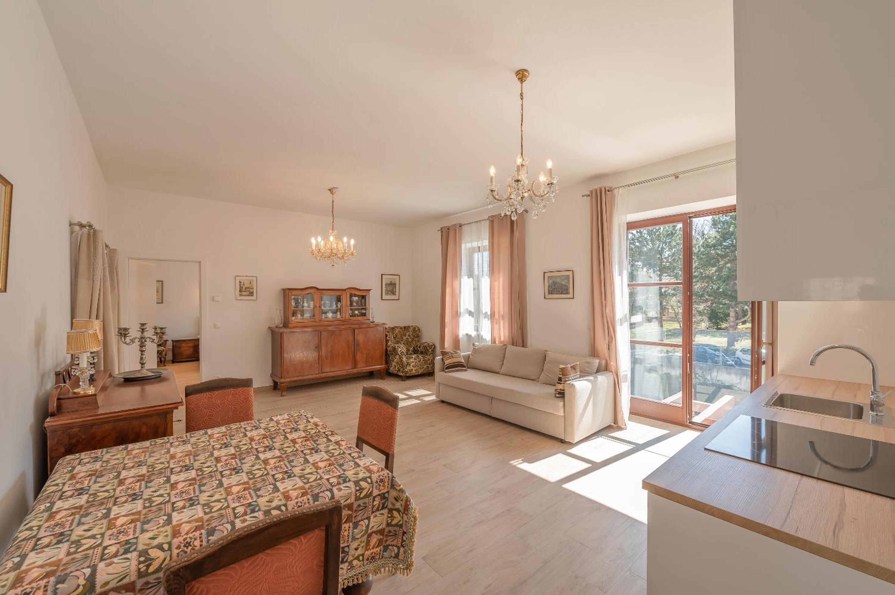 Villa Musik - apartments in historical Villa , Baden