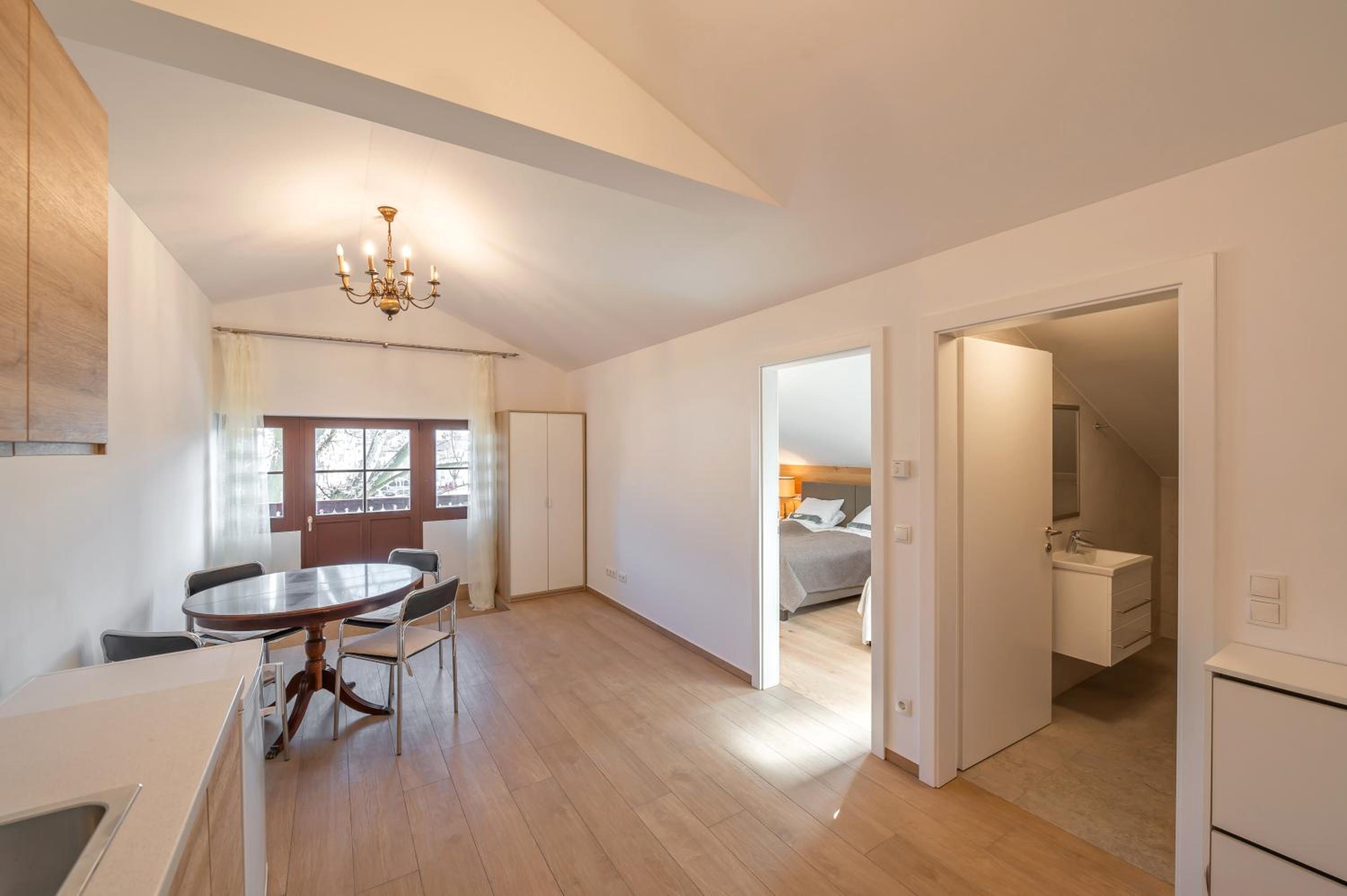 Villa Musik - apartments in historical Villa , Baden