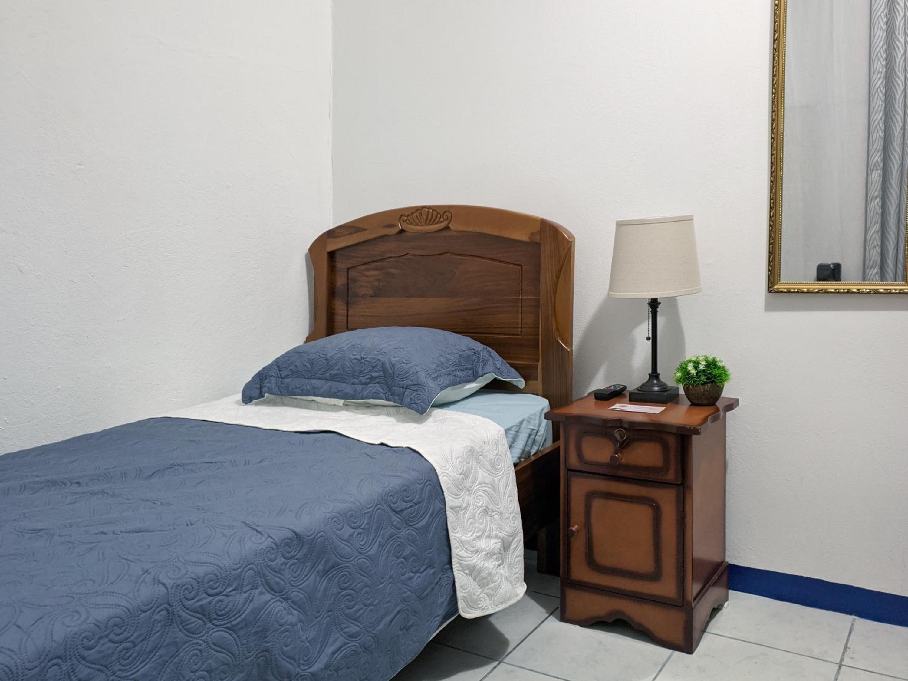 Entire Comfy apartment for you, 5 min SJO Airport view 4