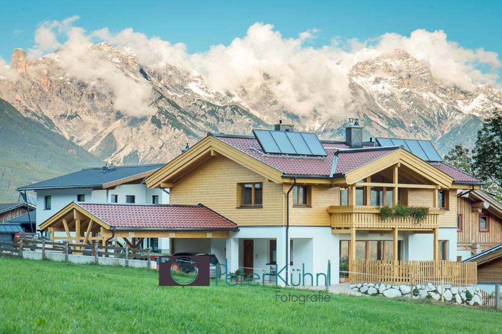 Penthousewohnung mit Garten Sauna Pool