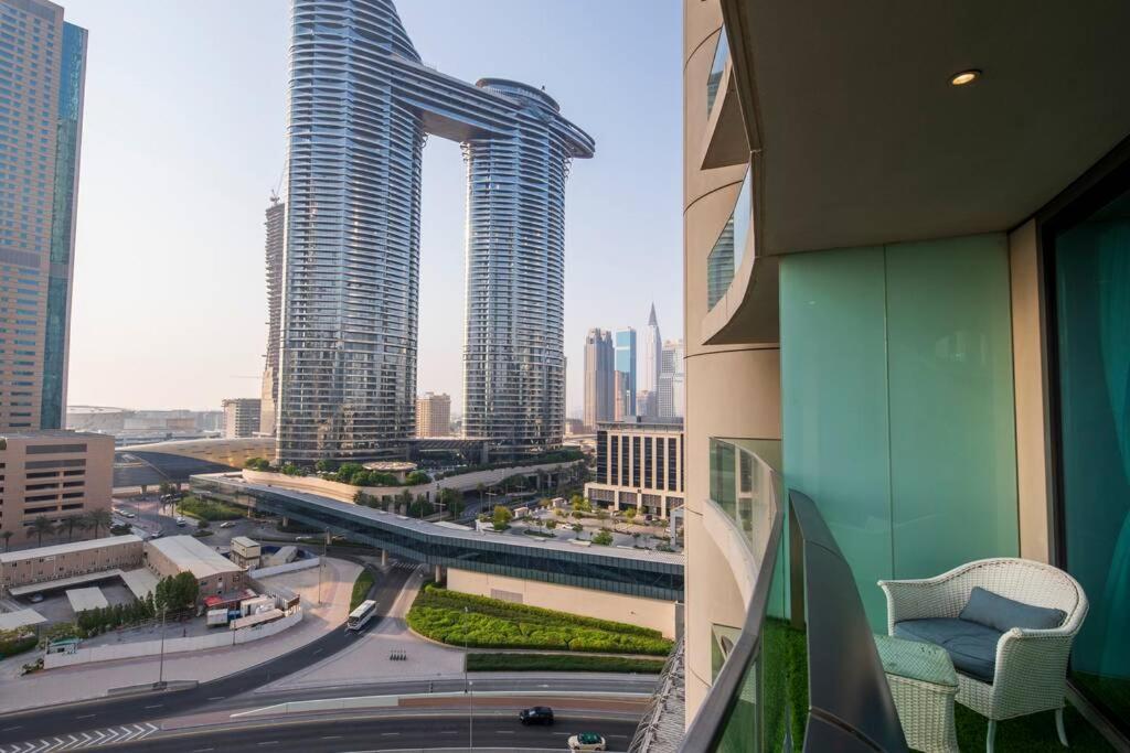 FIRST CLASS 1BR with DUBAI SKYLINE view