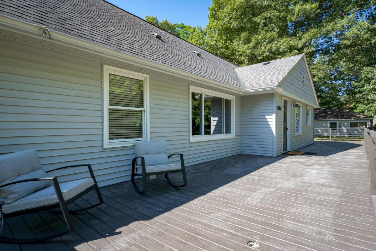 All Decked Out - Secluded getaway near beach access view 2