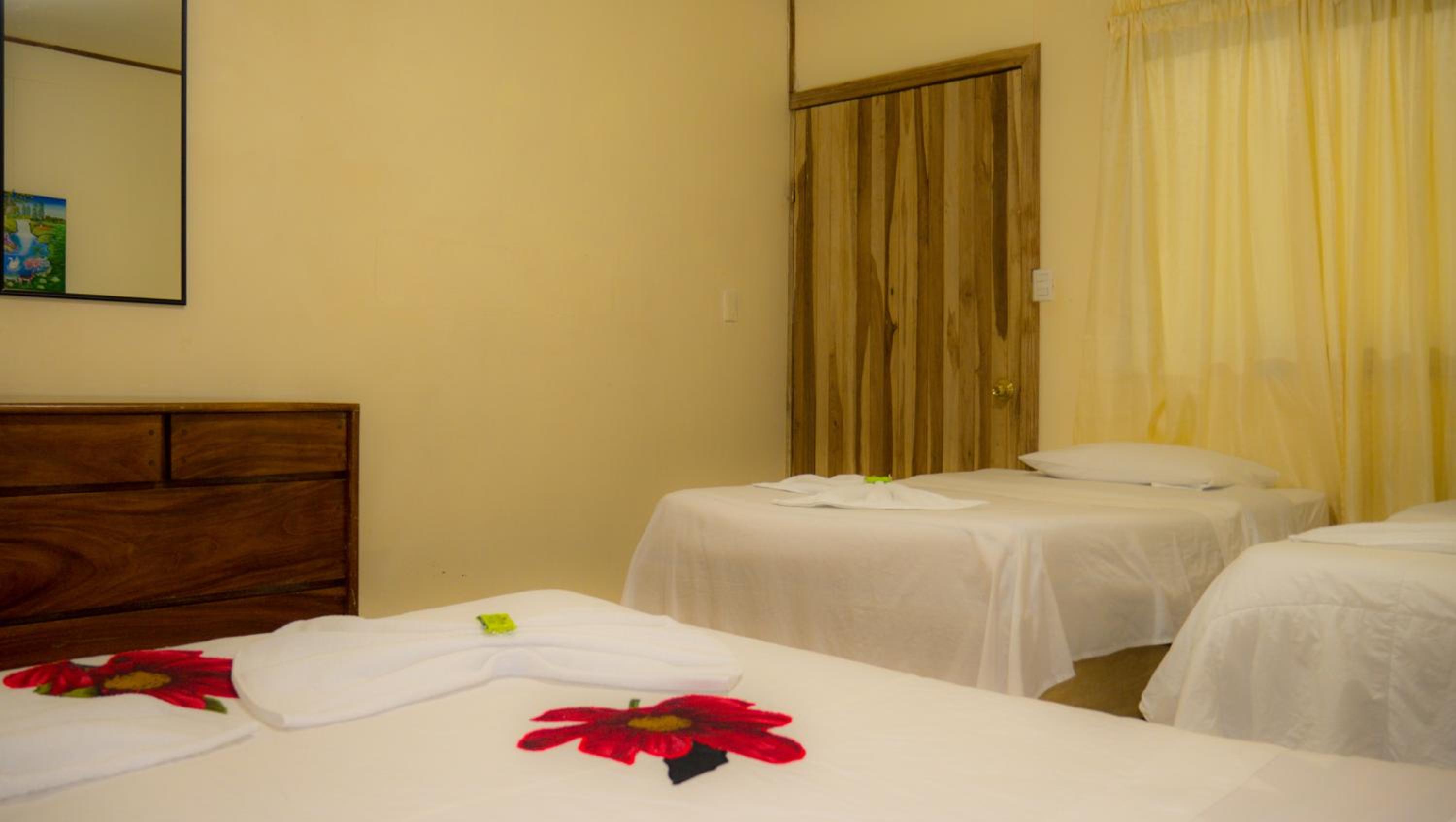 Monte Los Lirios Lodge
