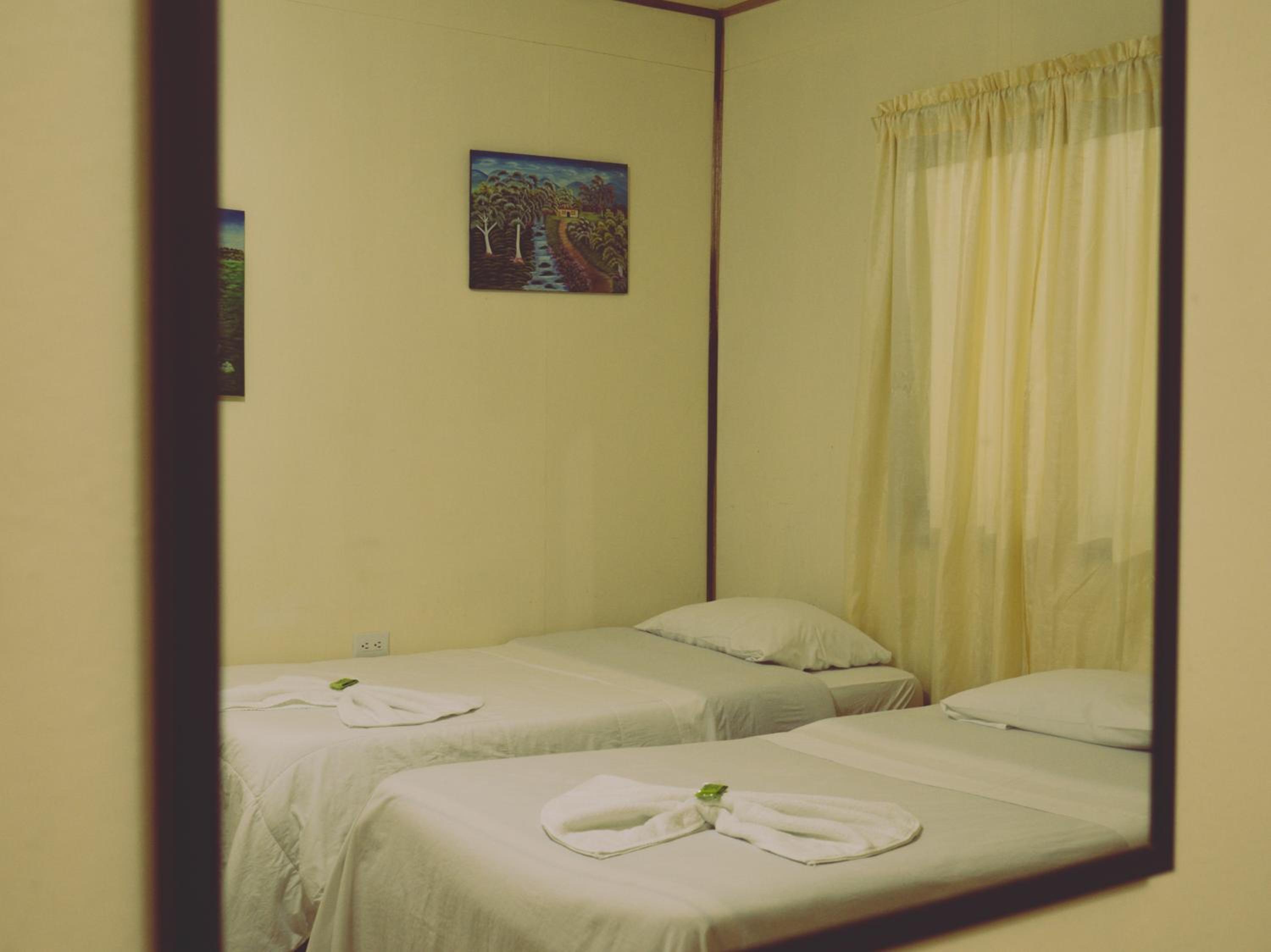 Monte Los Lirios Lodge