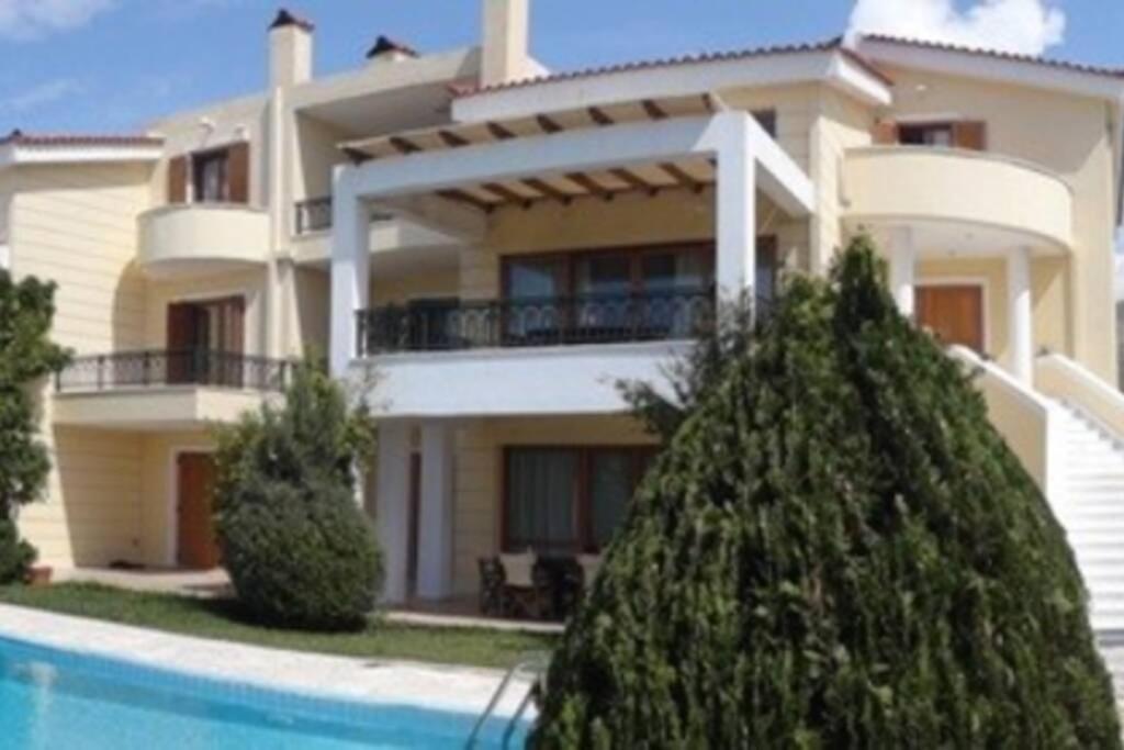 Seaside Villa Lagonisi view 3
