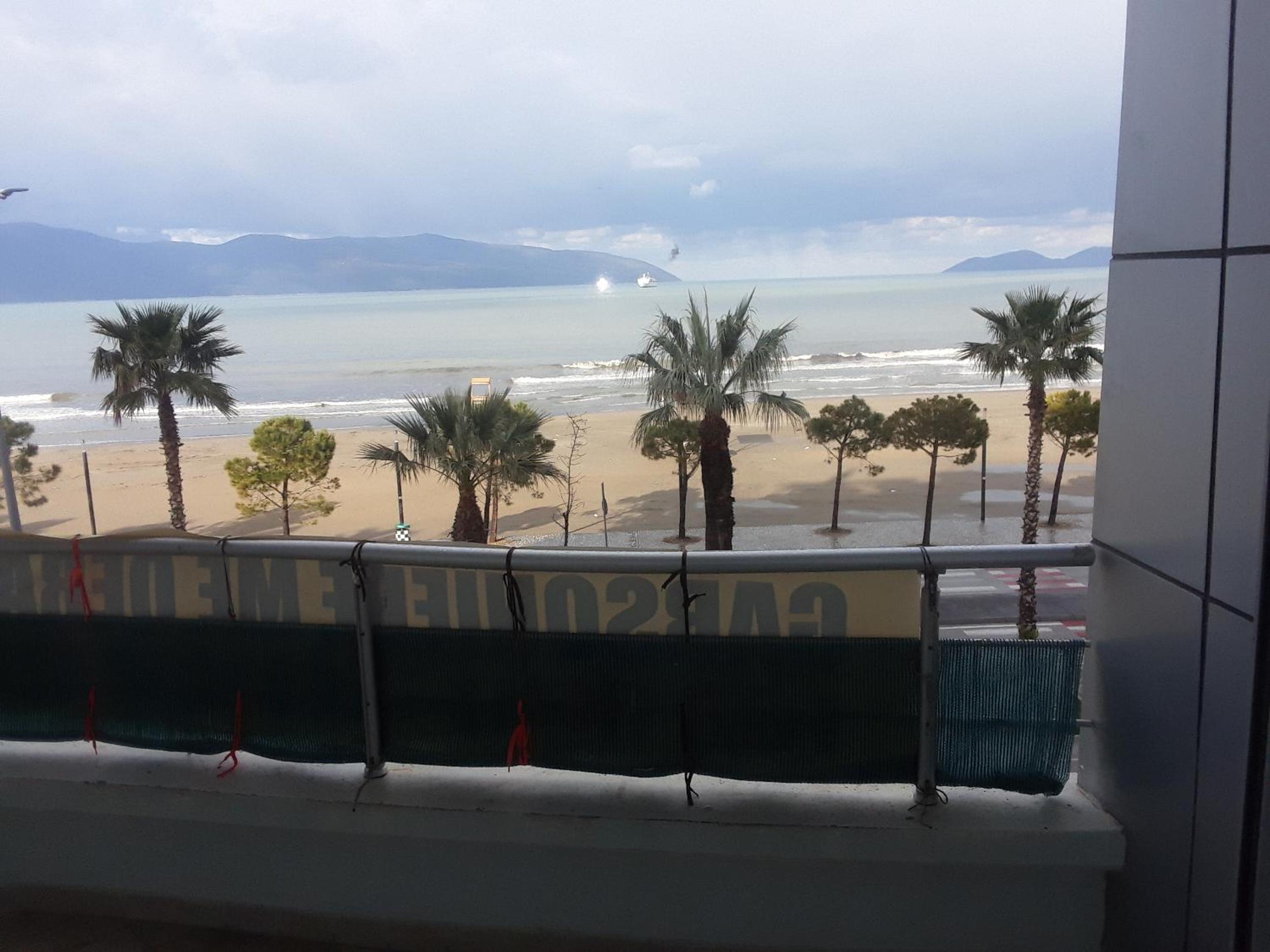 Sea View Marina Apartment Vlore