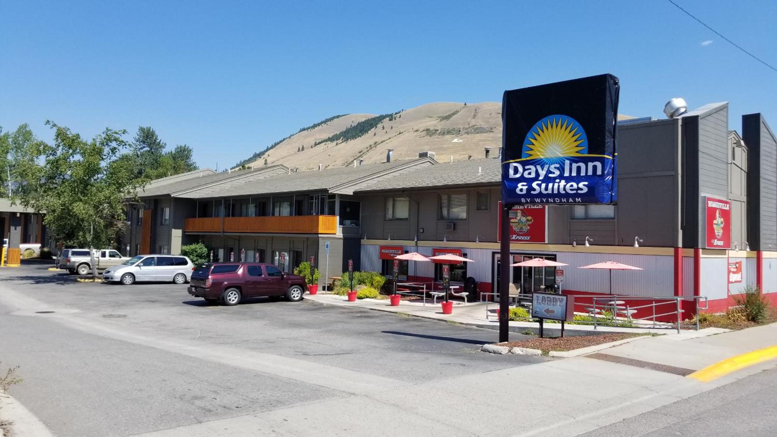 Hotel Days Inn and Suites by Wyndham Downtown Missoula-University - Image 1