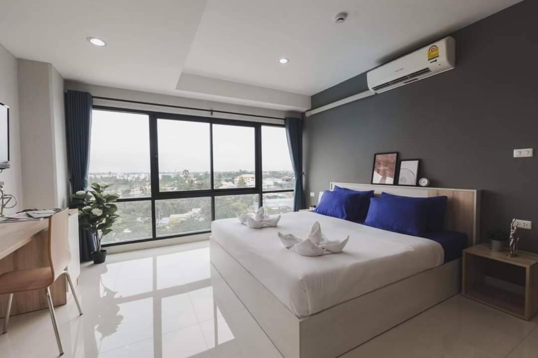 Ploen Ploen Residence