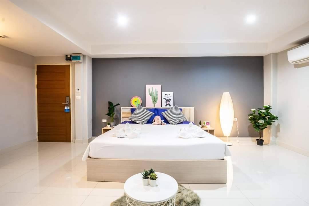 Ploen Ploen Residence