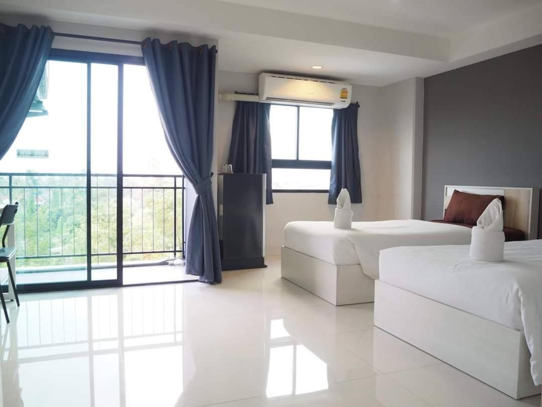 Ploen Ploen Residence