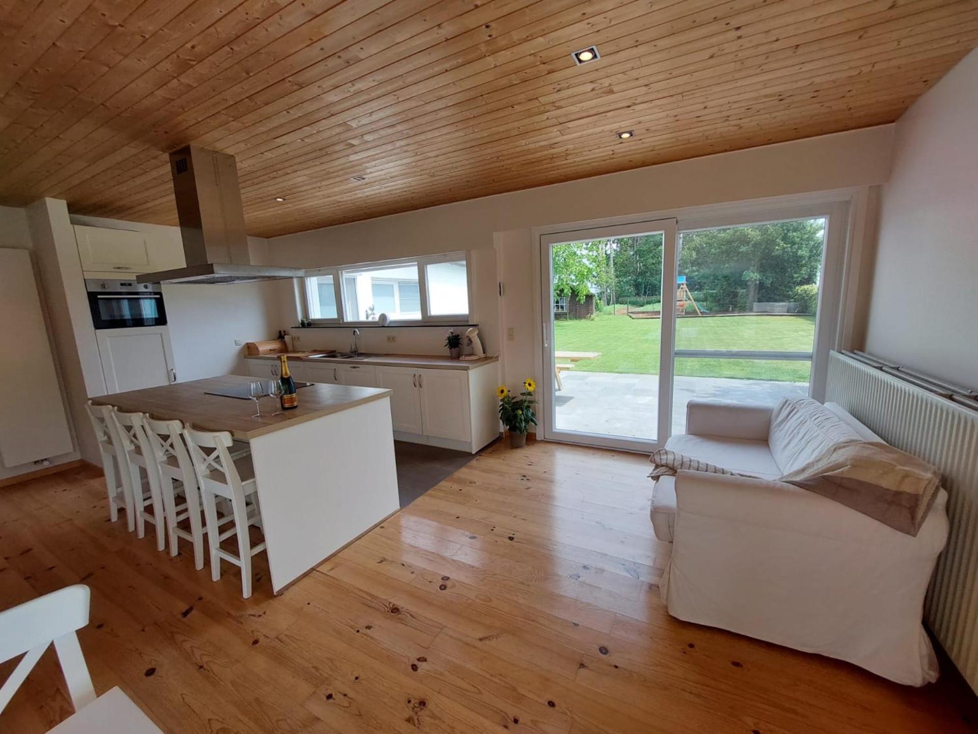 vakantiewoning verwarmd zwembad 30 gr en sauna