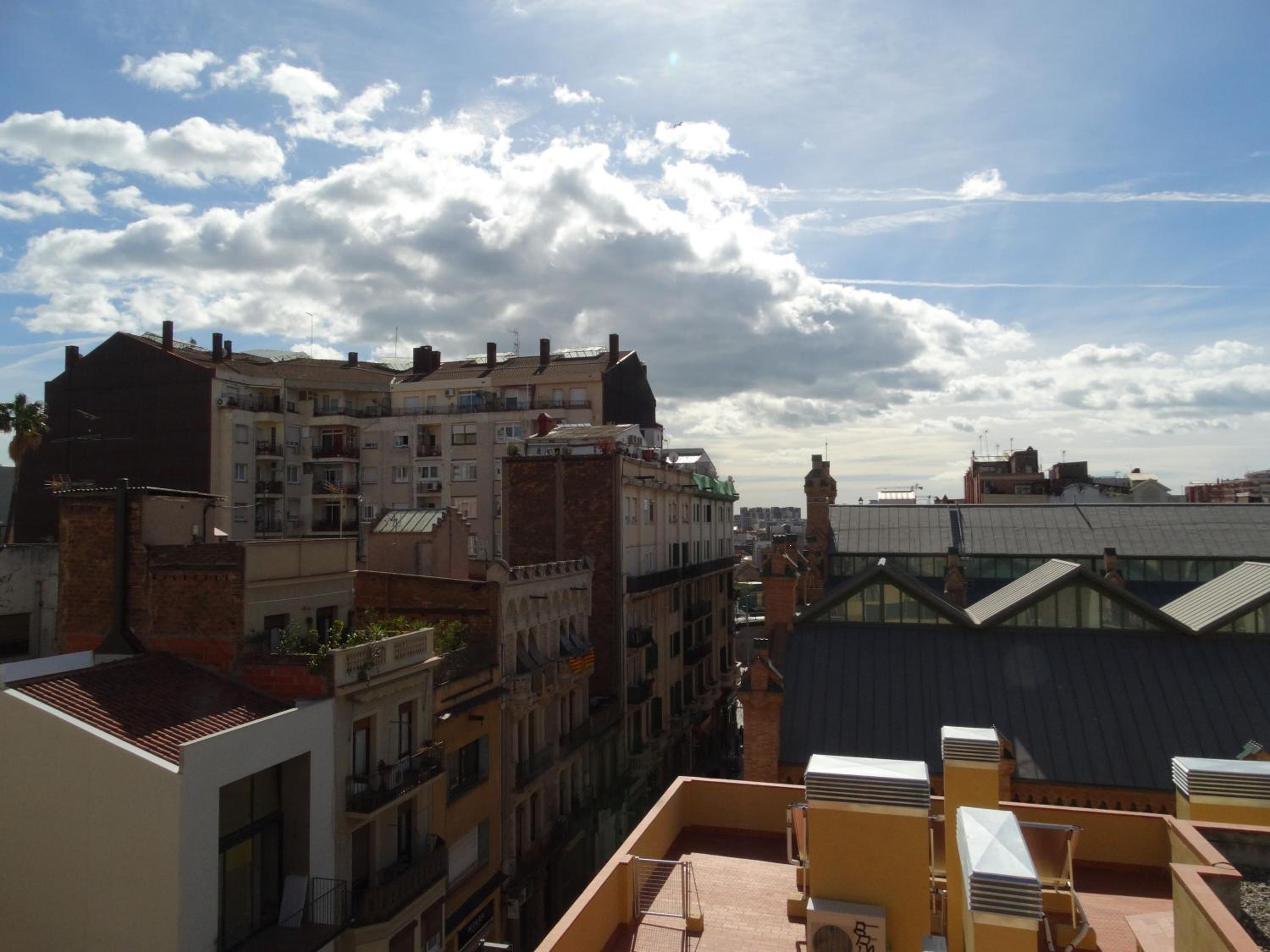 Feel at Sants Apartments