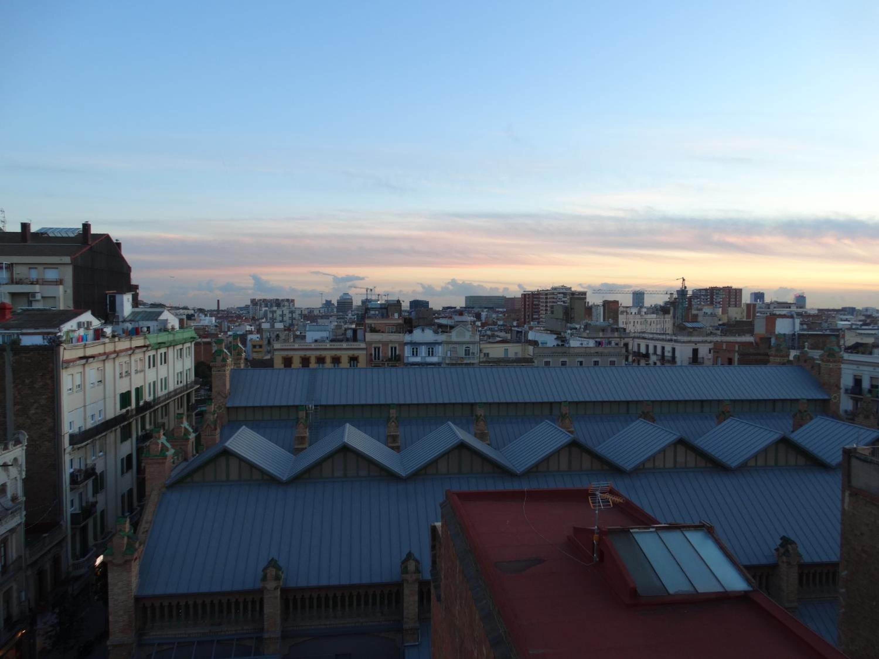 Feel at Sants Apartments