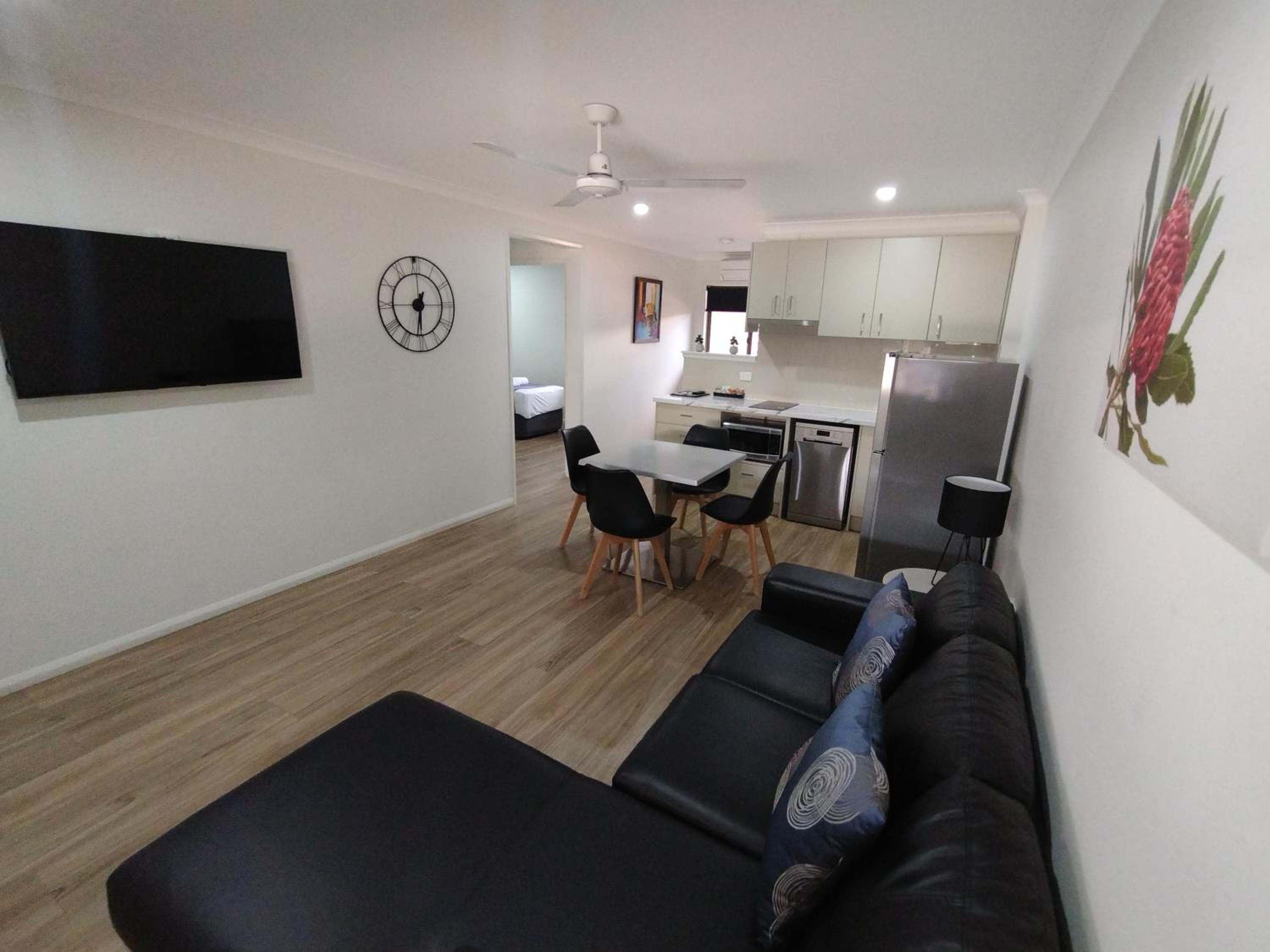 Cascade Motel In Townsville