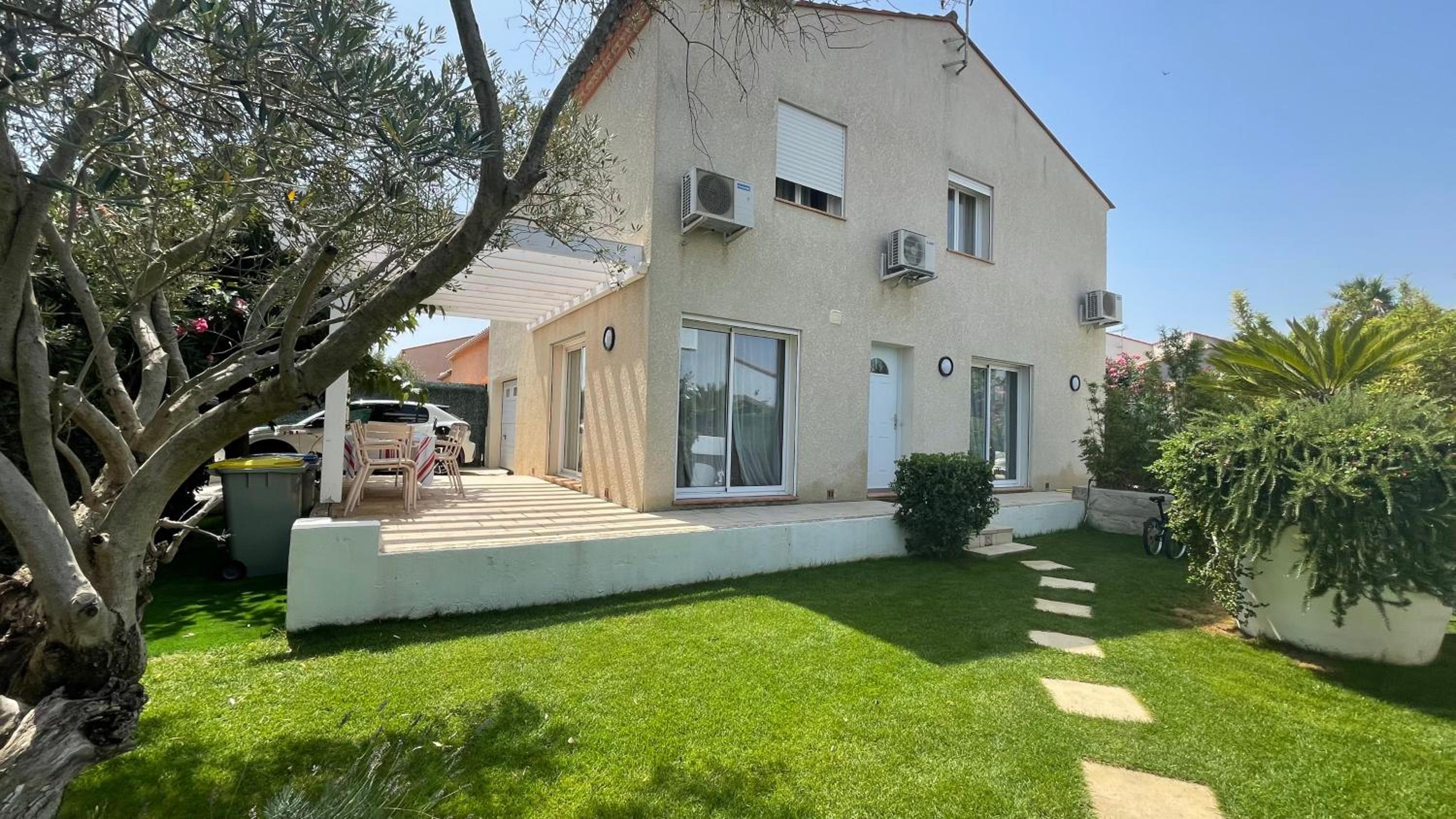 Photo 56