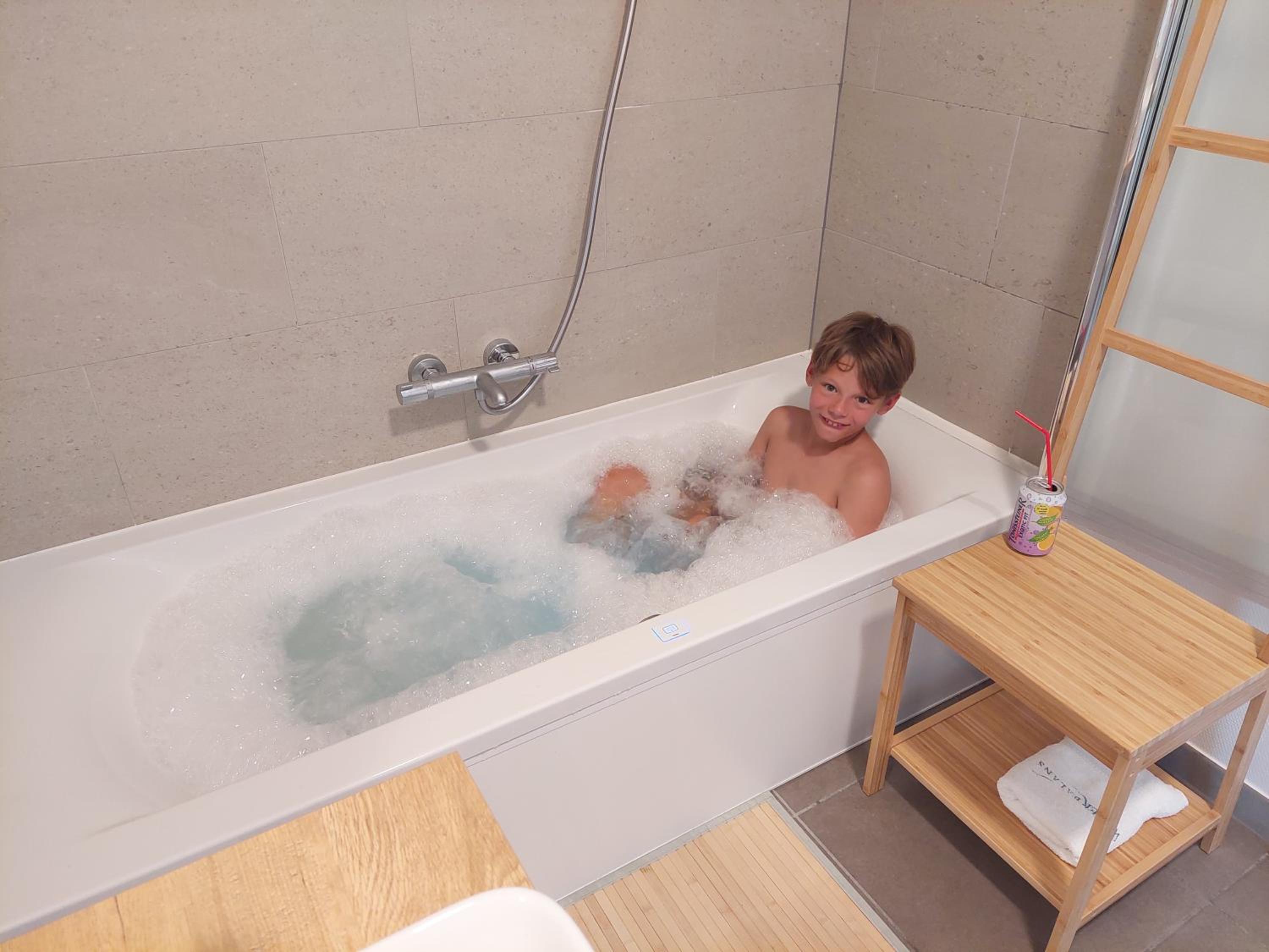 vakantiewoning verwarmd zwembad 30 gr en sauna