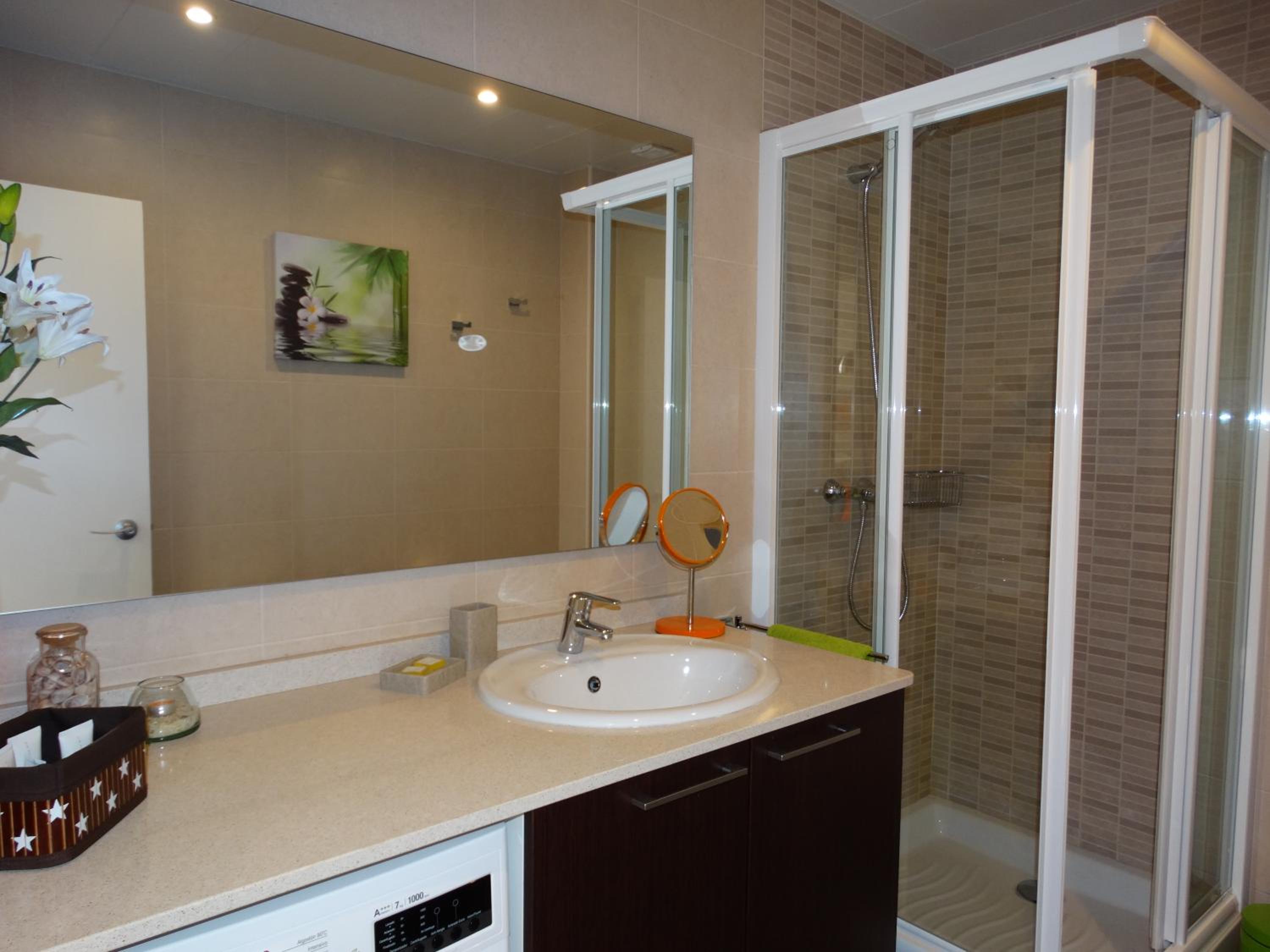 Feel at Sants Apartments