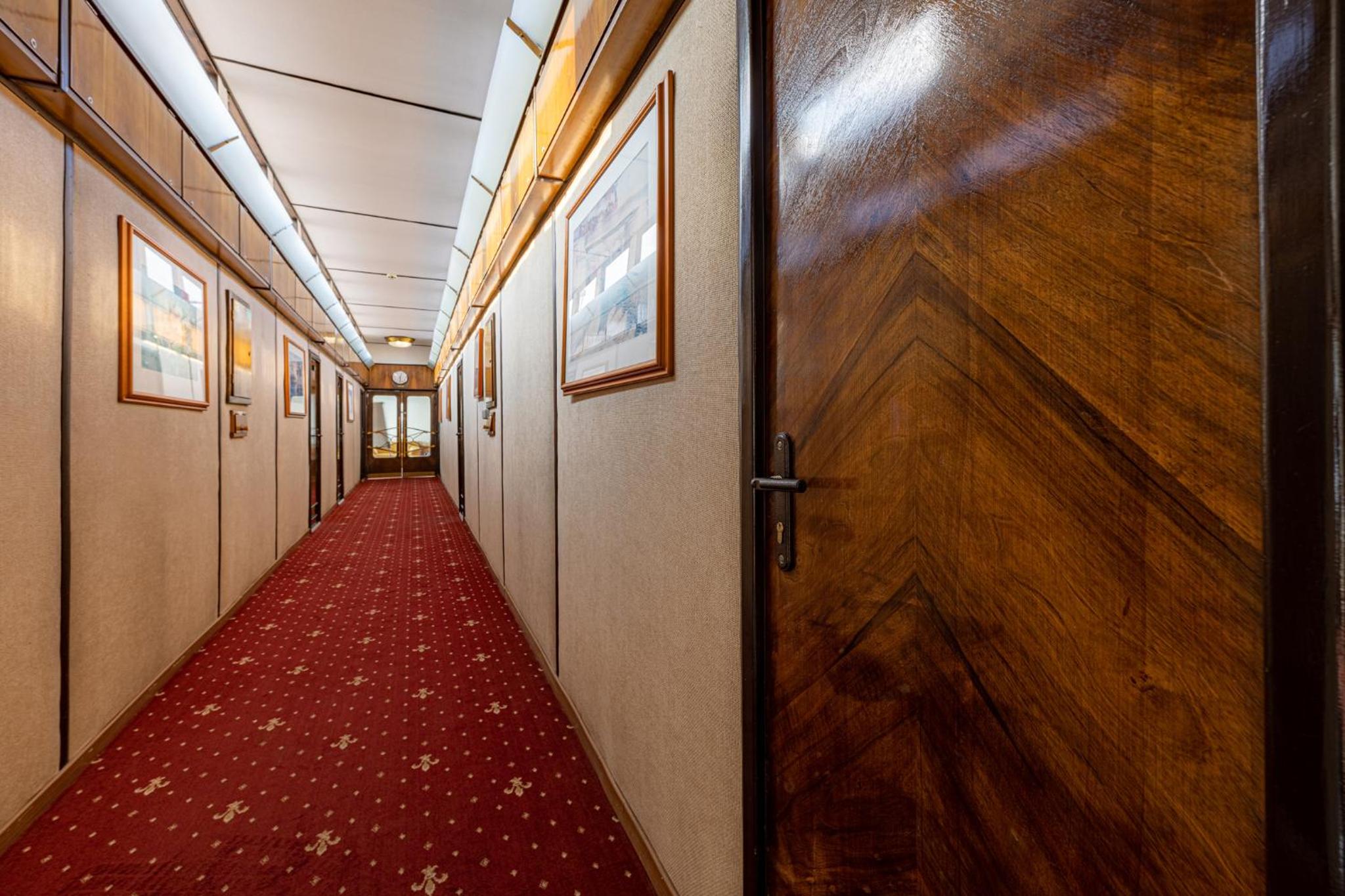 Grand Jules Boat Hotel Budapest 34